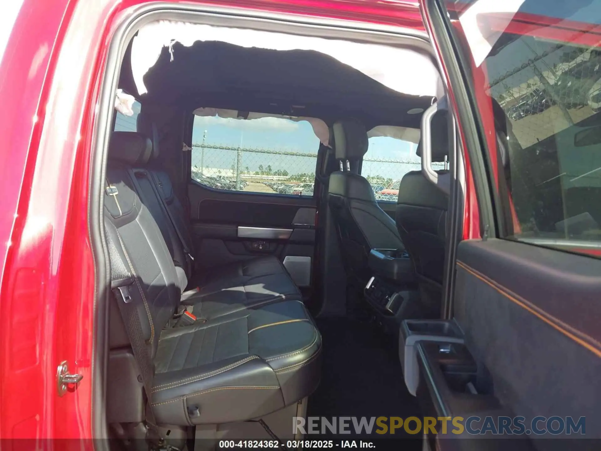 8 fotografías del automóvil dañado 1FTFW1E58PFD23495 FORD F-150 2023