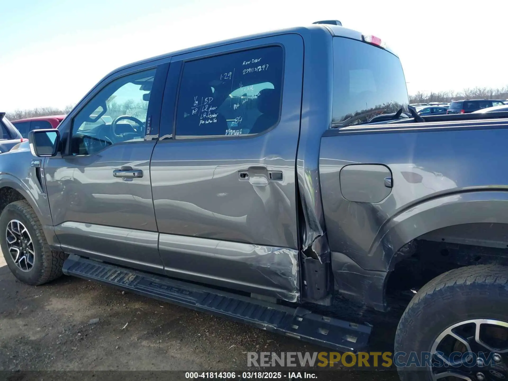 14 fotografías del automóvil dañado 1FTFW1E5XPFA64539 FORD F-150 2023