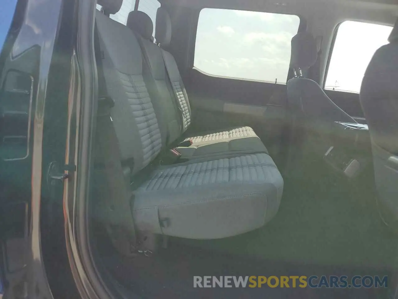 10 fotografías del automóvil dañado 1FTFW1E80PKE34205 FORD F-150 2023
