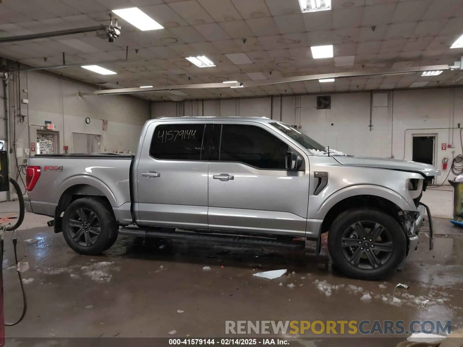 14 fotografías del automóvil dañado 1FTFW1E81PFC00597 FORD F-150 2023