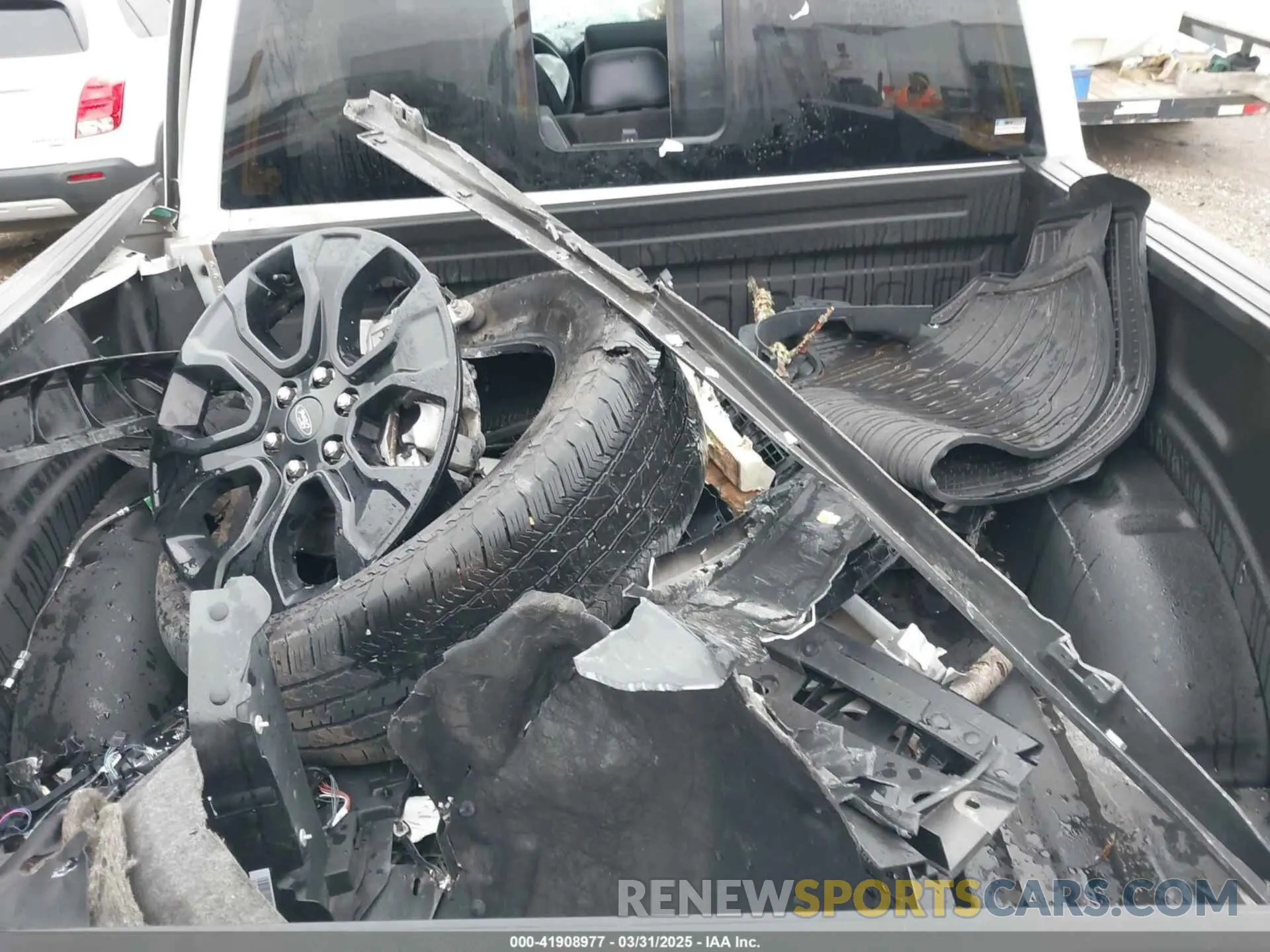 18 fotografías del automóvil dañado 1FTFW1E82PFA50872 FORD F-150 2023