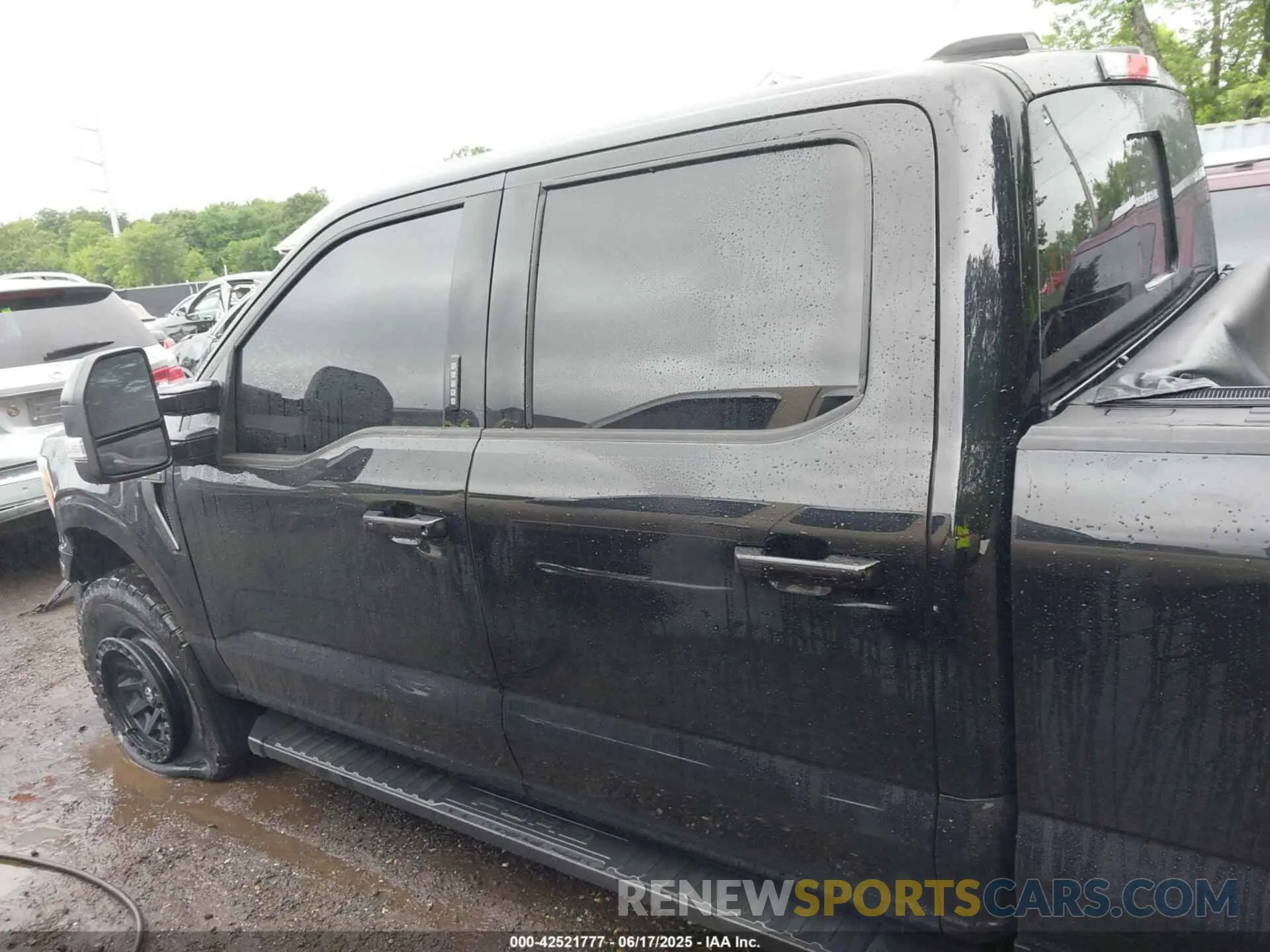 14 fotografías del automóvil dañado 1FTFW1E83PFA59080 FORD F-150 2023