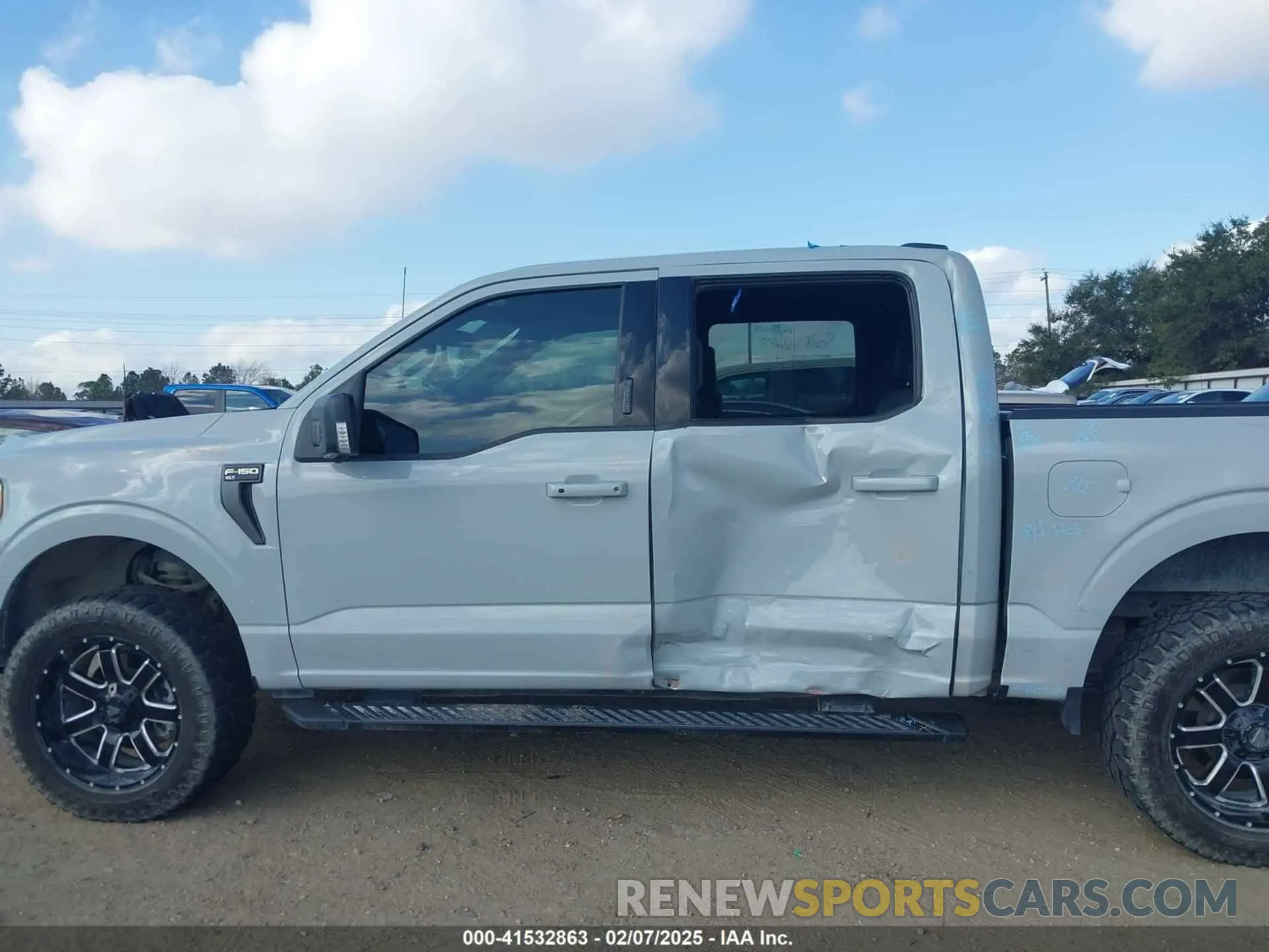 15 fotografías del automóvil dañado 1FTFW1E84PFA28761 FORD F-150 2023