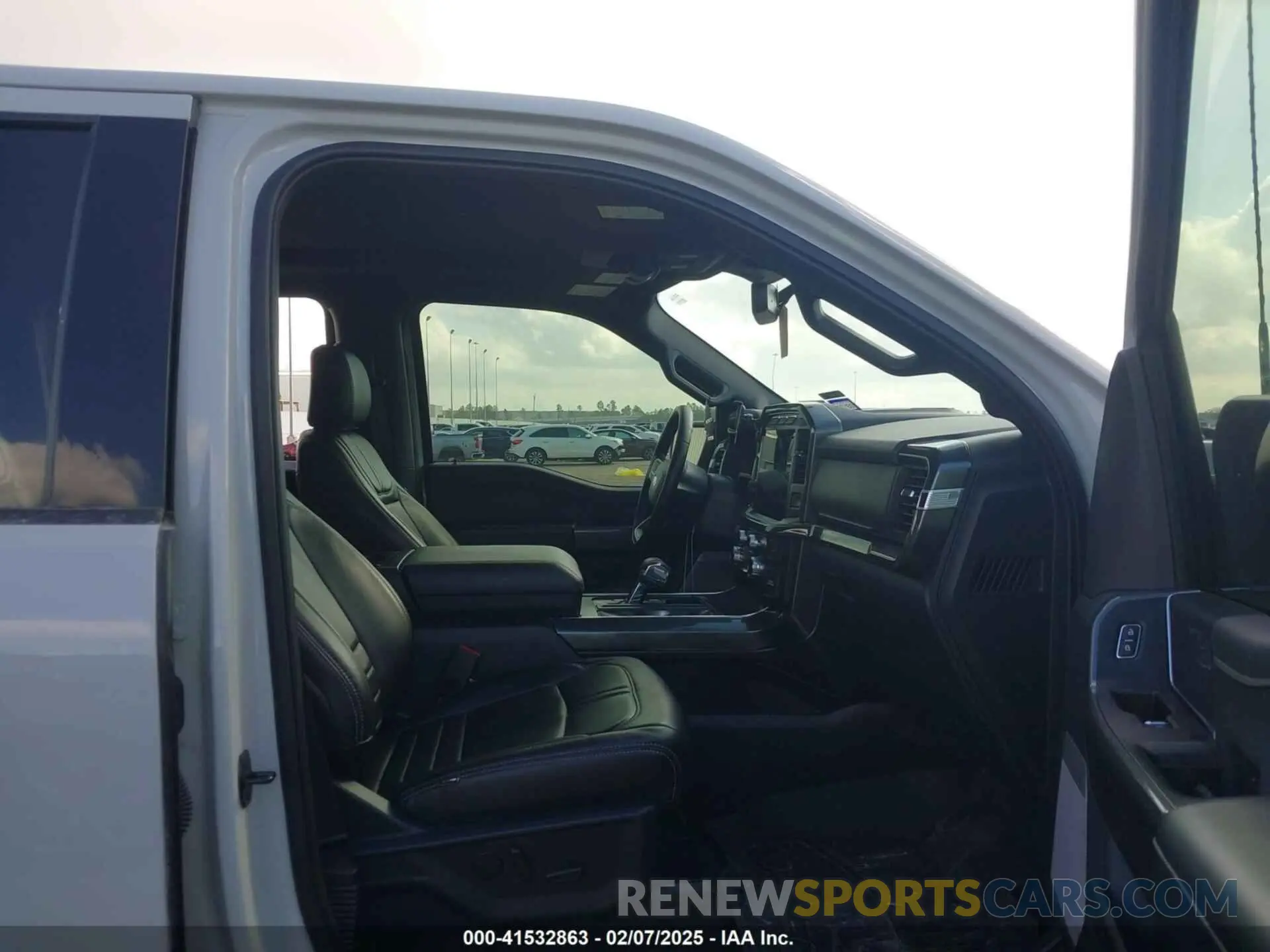 5 fotografías del automóvil dañado 1FTFW1E84PFA28761 FORD F-150 2023