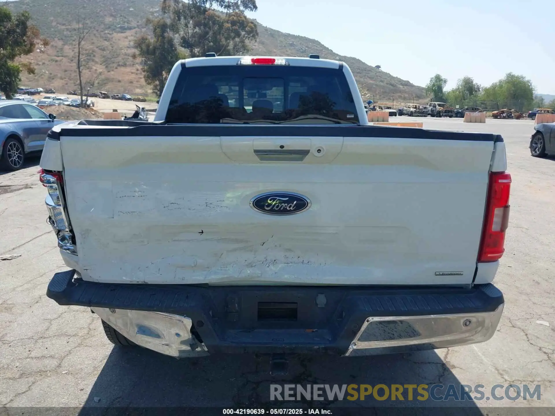 16 fotografías del automóvil dañado 1FTFW1E84PFB46941 FORD F-150 2023