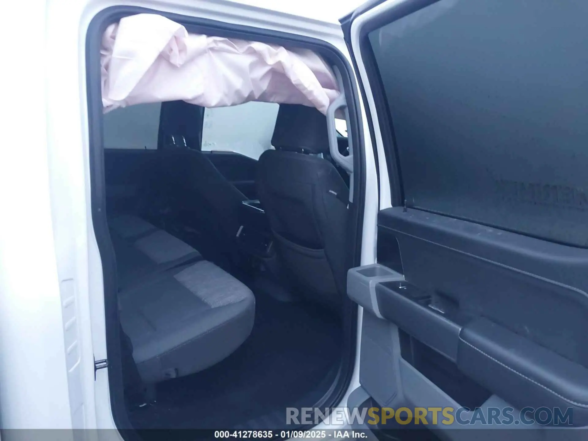 8 fotografías del automóvil dañado 1FTFW1E84PKF41113 FORD F-150 2023