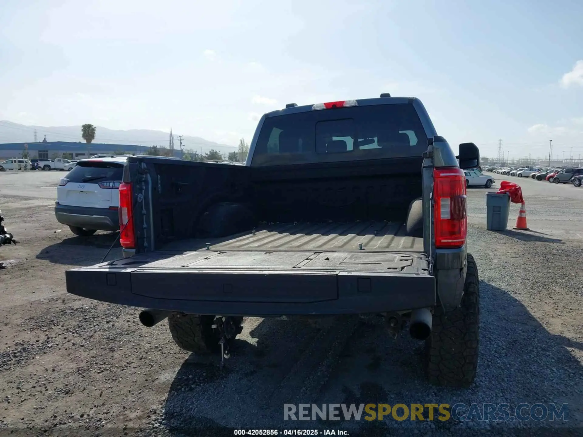 17 fotografías del automóvil dañado 1FTFW1E85PFA14254 FORD F-150 2023