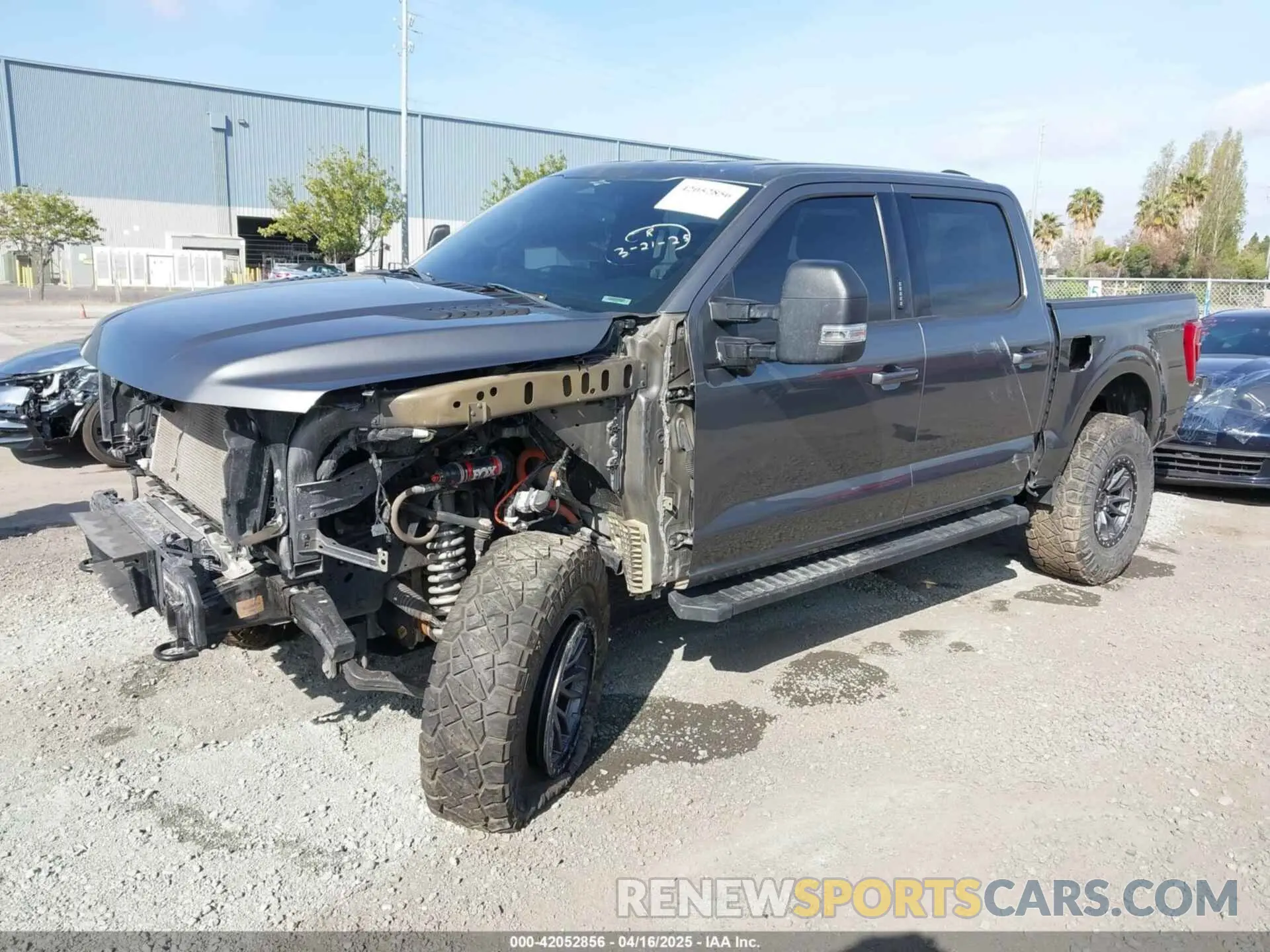 2 fotografías del automóvil dañado 1FTFW1E85PFA14254 FORD F-150 2023