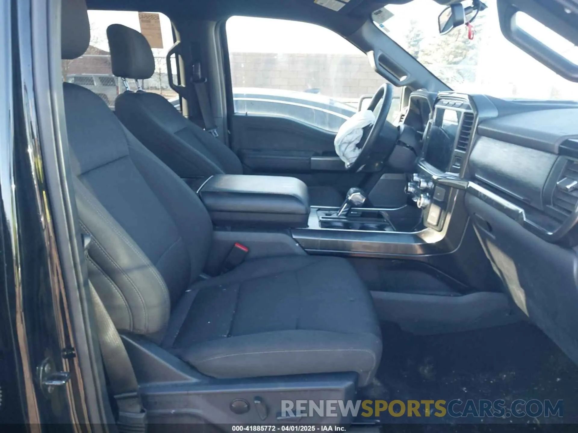 5 fotografías del automóvil dañado 1FTFW1E86PFA69635 FORD F-150 2023