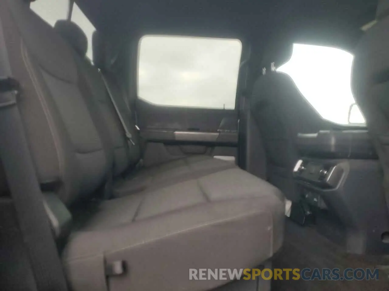 10 fotografías del automóvil dañado 1FTFW1E86PKD28258 FORD F-150 2023
