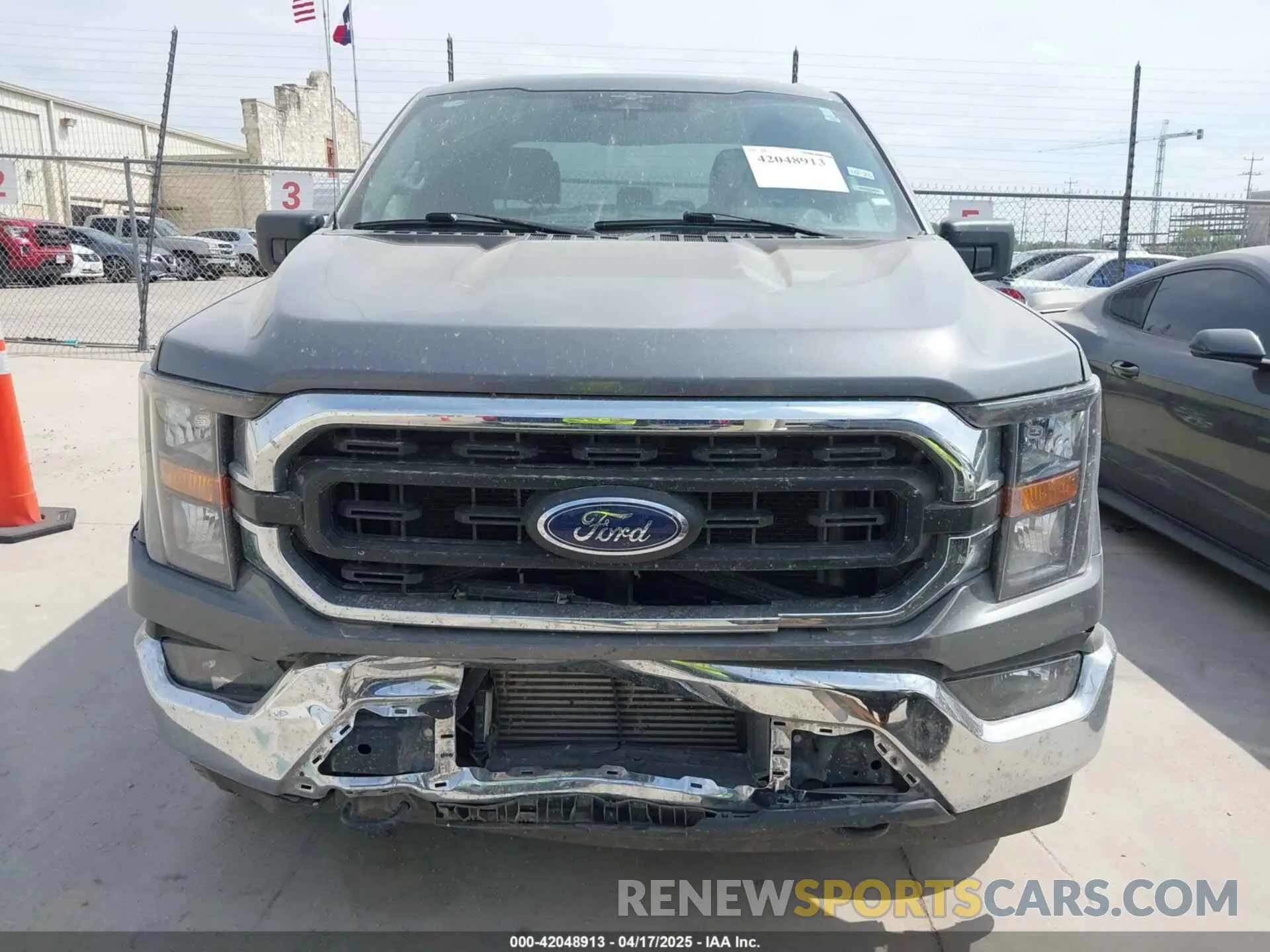 12 fotografías del automóvil dañado 1FTFW1E87PKF04735 FORD F-150 2023