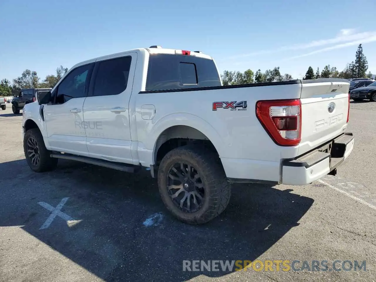 2 fotografías del automóvil dañado 1FTFW1E88PFA47488 FORD F-150 2023