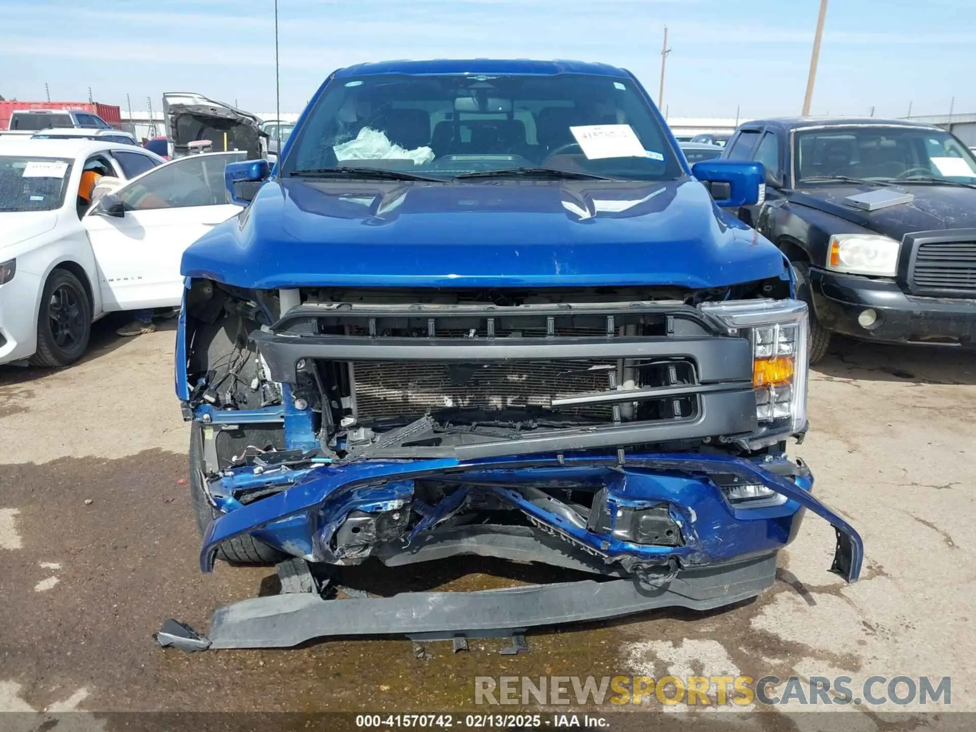 12 fotografías del automóvil dañado 1FTFW1E88PKF94820 FORD F-150 2023