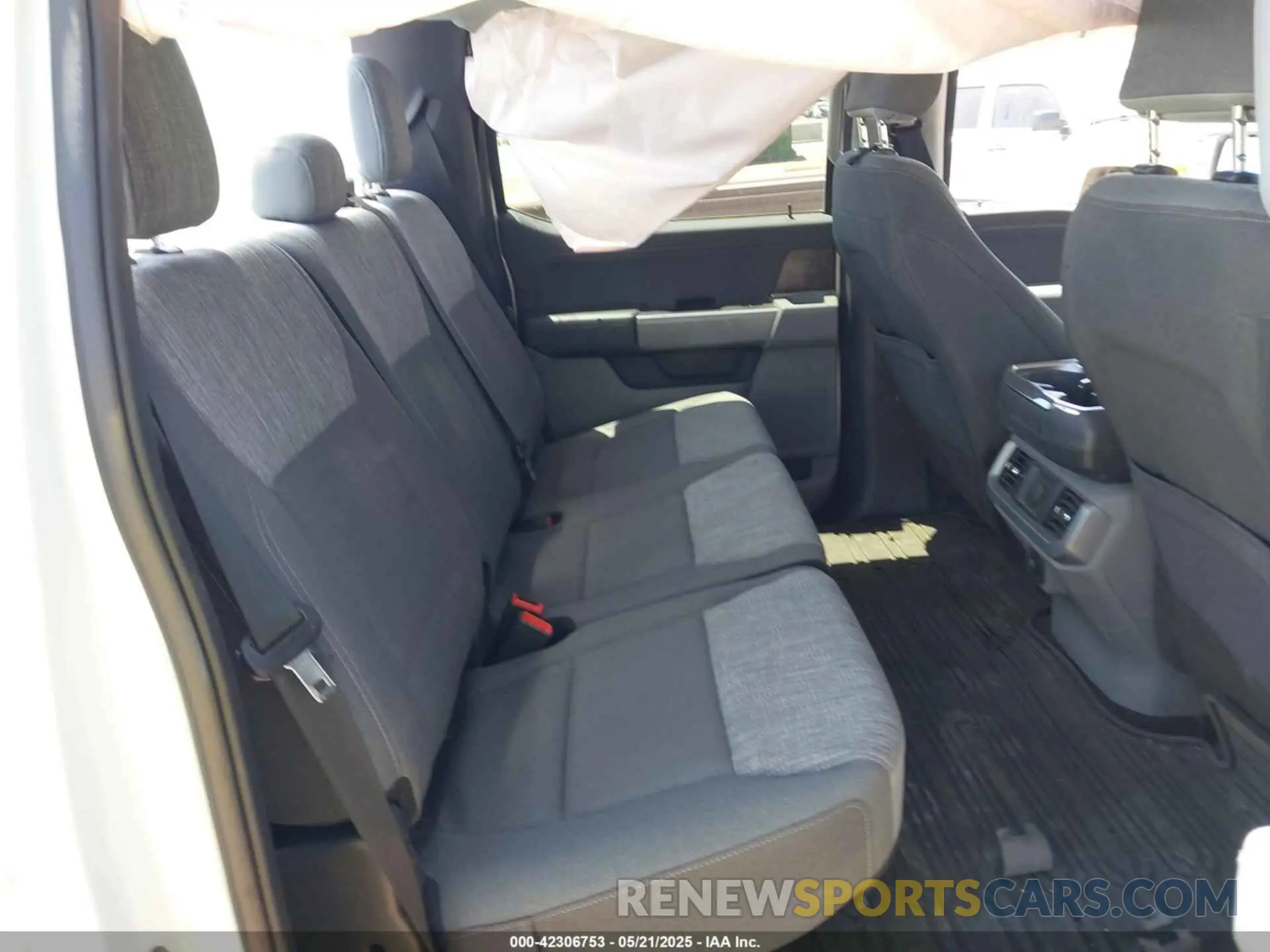 8 fotografías del automóvil dañado 1FTFW1E89PKD01524 FORD F-150 2023
