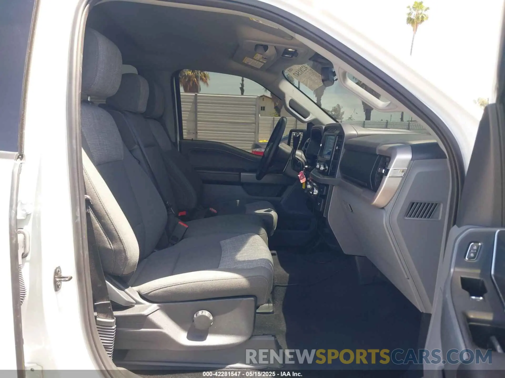 5 fotografías del automóvil dañado 1FTFW1ED1PFC64779 FORD F-150 2023