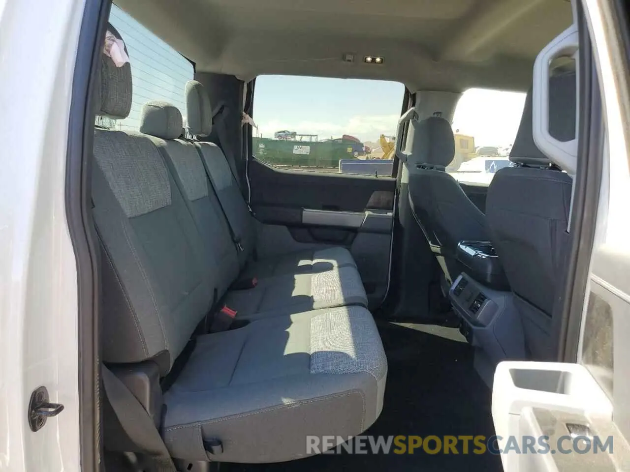 10 fotografías del automóvil dañado 1FTFW1ED5PFD28970 FORD F-150 2023