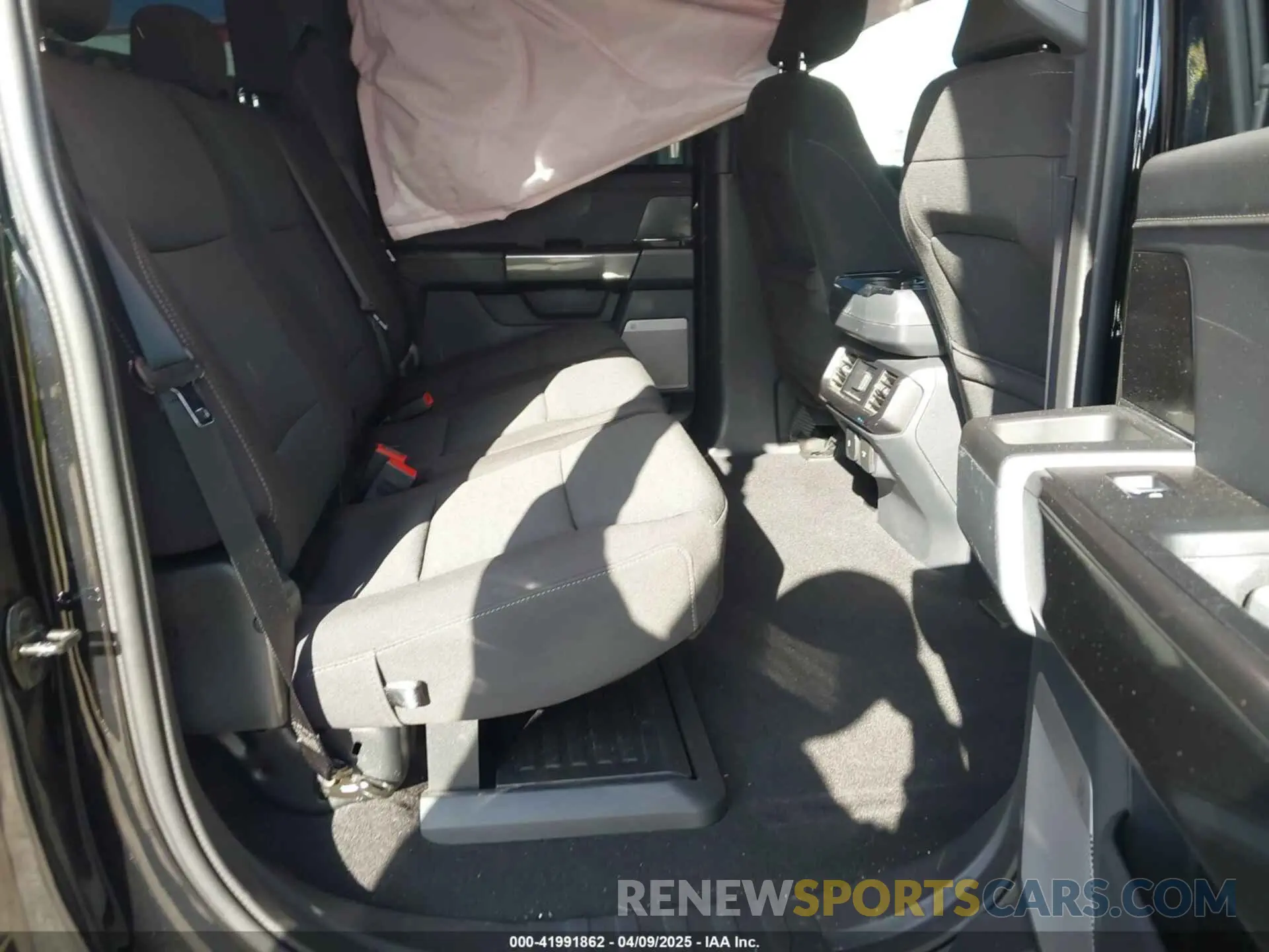 8 fotografías del automóvil dañado 1FTFW1ED6PFB99461 FORD F-150 2023