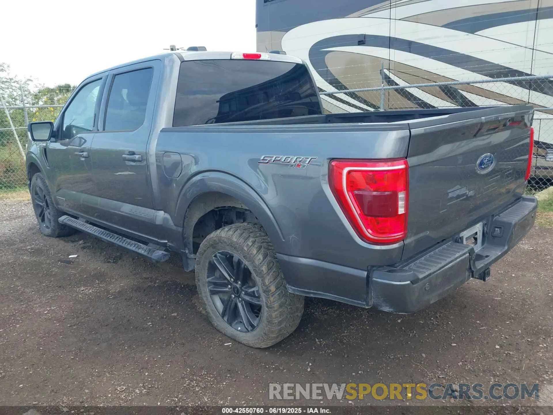 3 fotografías del automóvil dañado 1FTFW1ED6PFC74448 FORD F-150 2023
