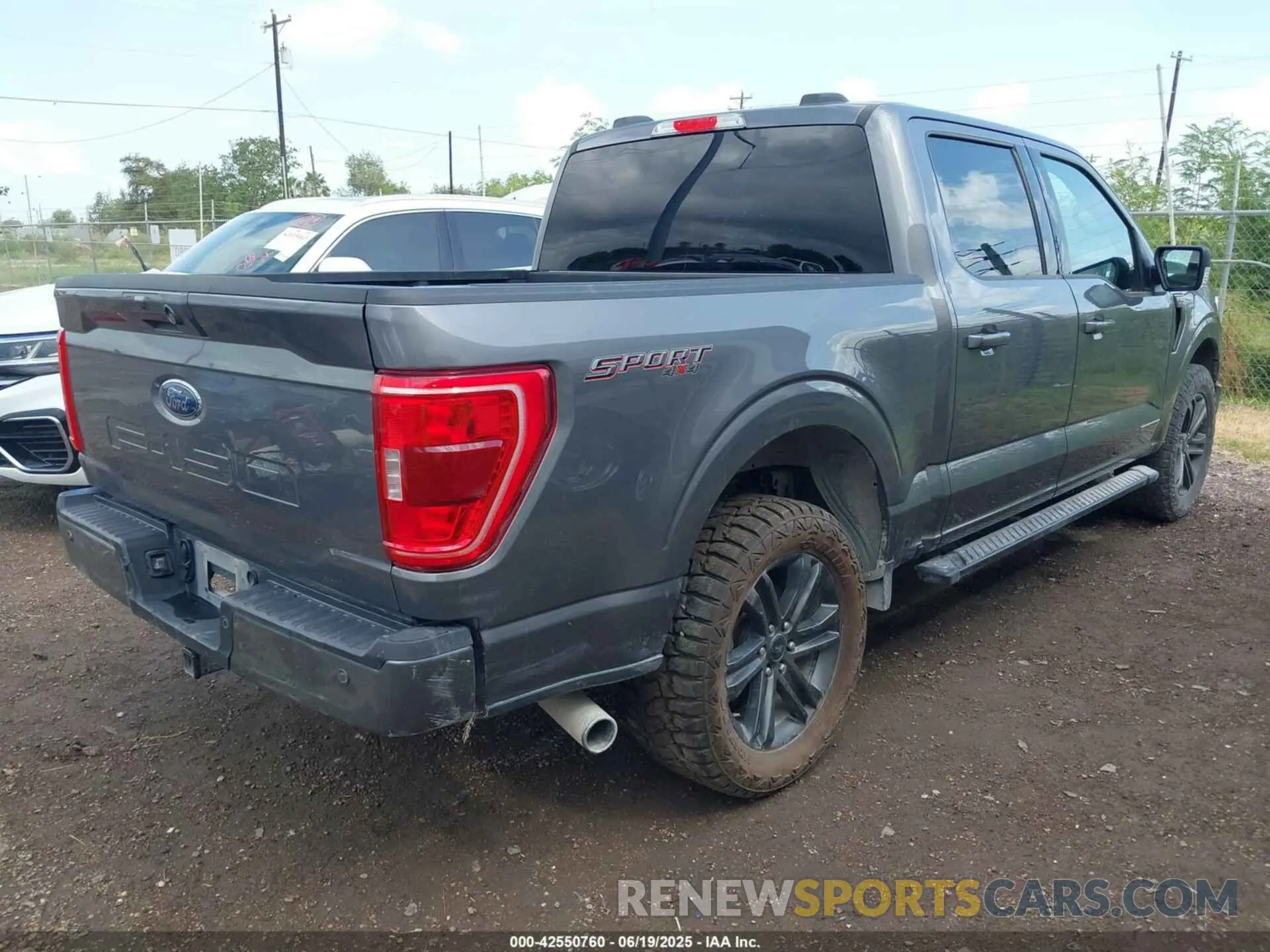 4 fotografías del automóvil dañado 1FTFW1ED6PFC74448 FORD F-150 2023