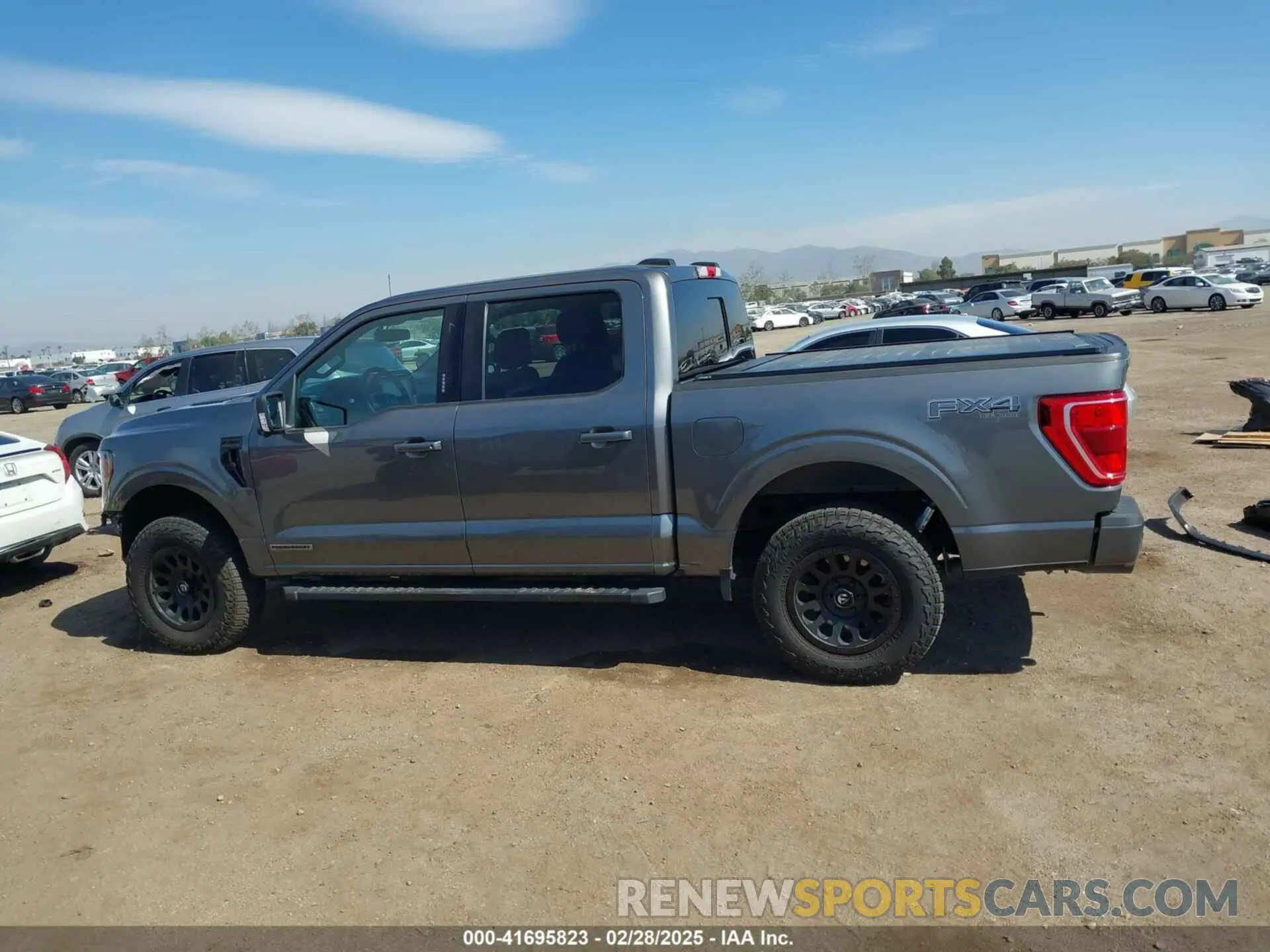 15 fotografías del automóvil dañado 1FTFW1ED9PFA46525 FORD F-150 2023