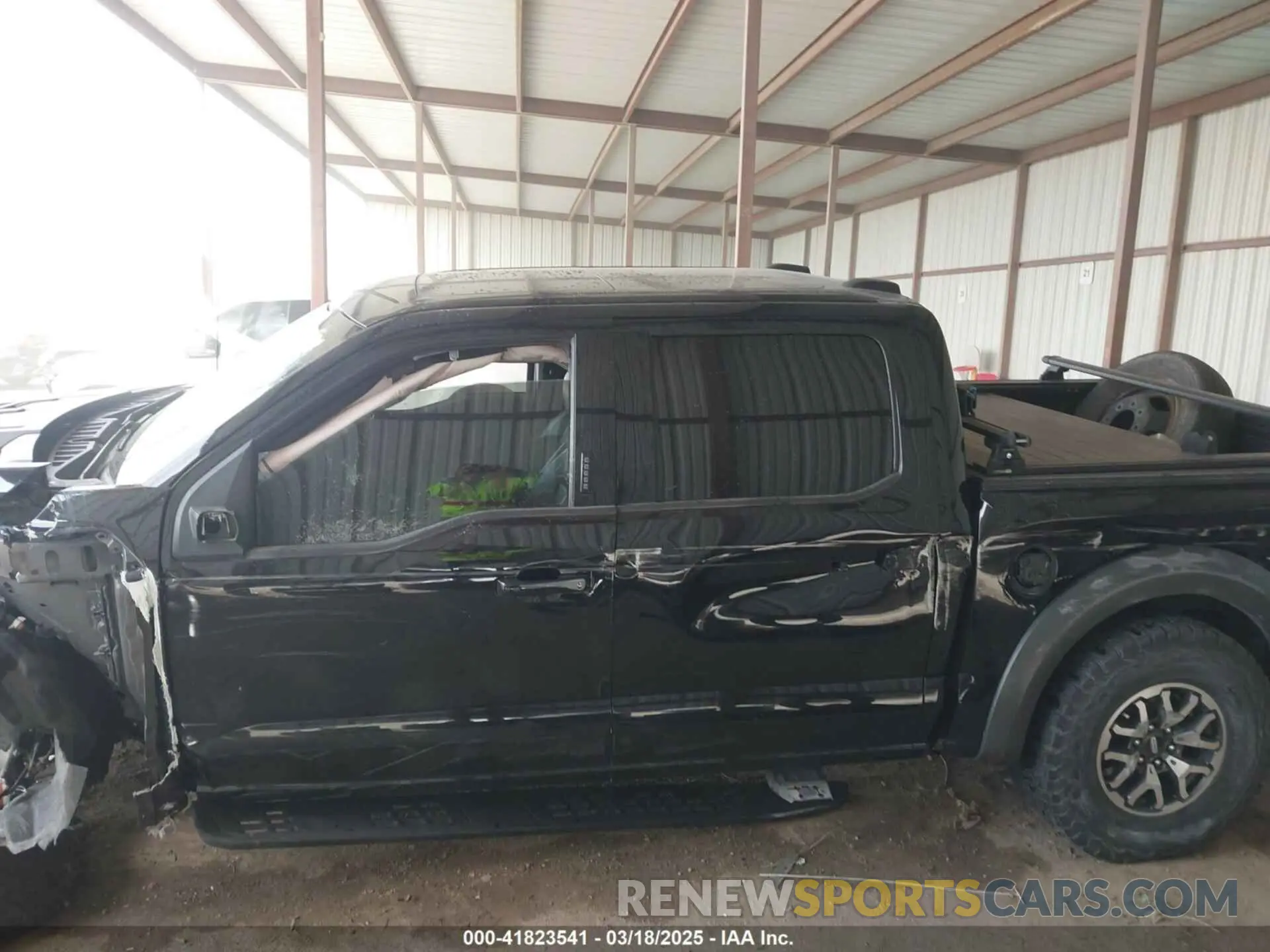 14 fotografías del automóvil dañado 1FTFW1RG0PFA13711 FORD F-150 2023