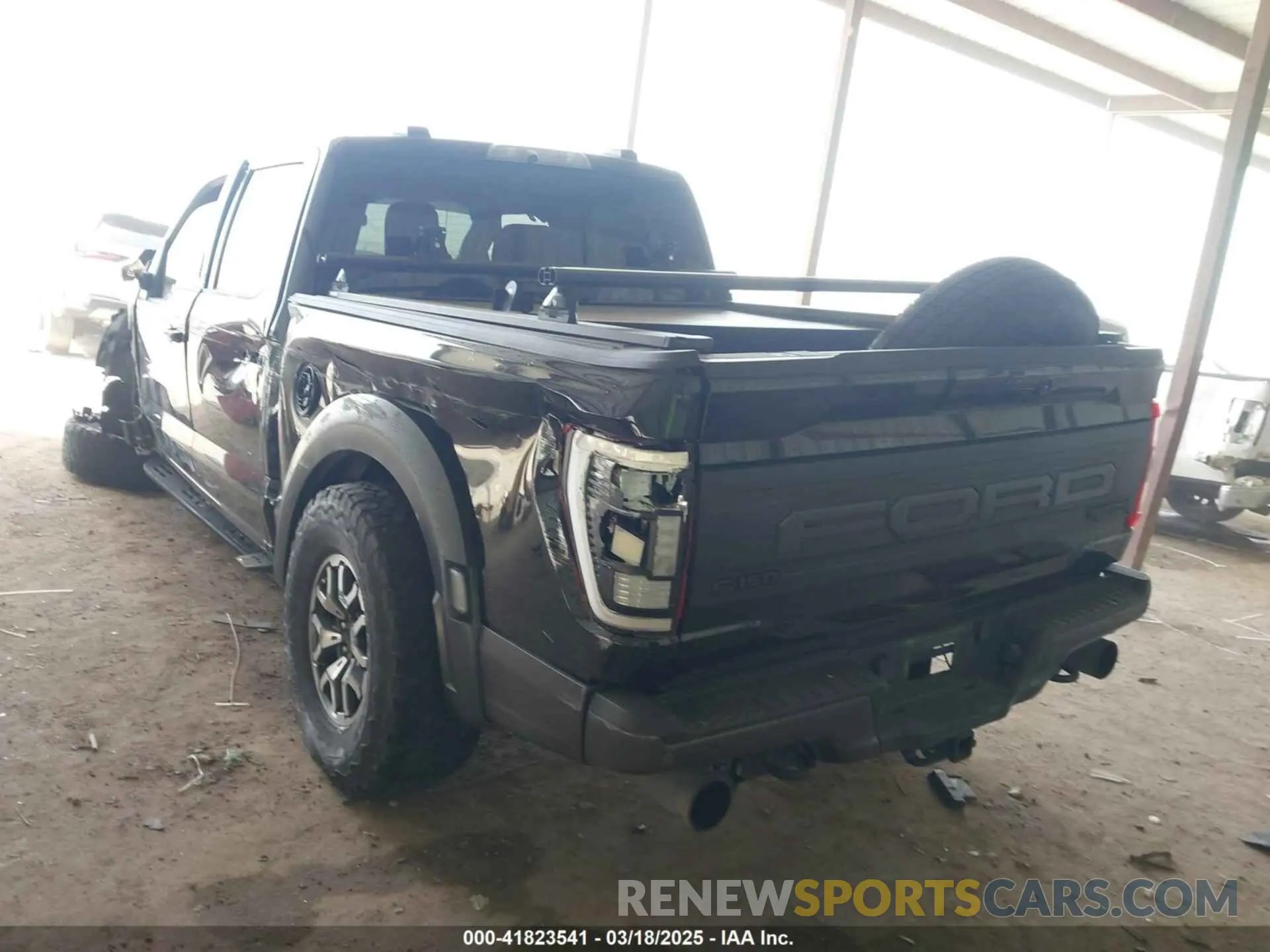 3 fotografías del automóvil dañado 1FTFW1RG0PFA13711 FORD F-150 2023