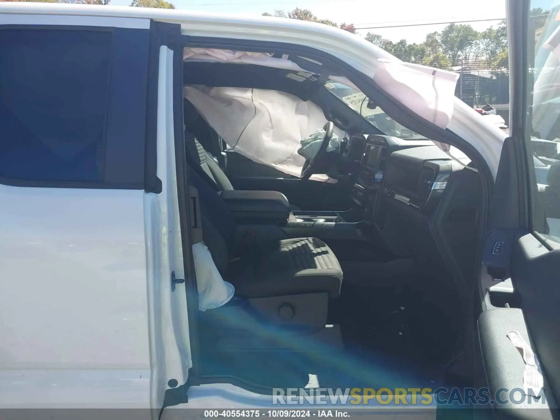 5 fotografías del automóvil dañado 1FTFX1E55PKE79742 FORD F-150 2023