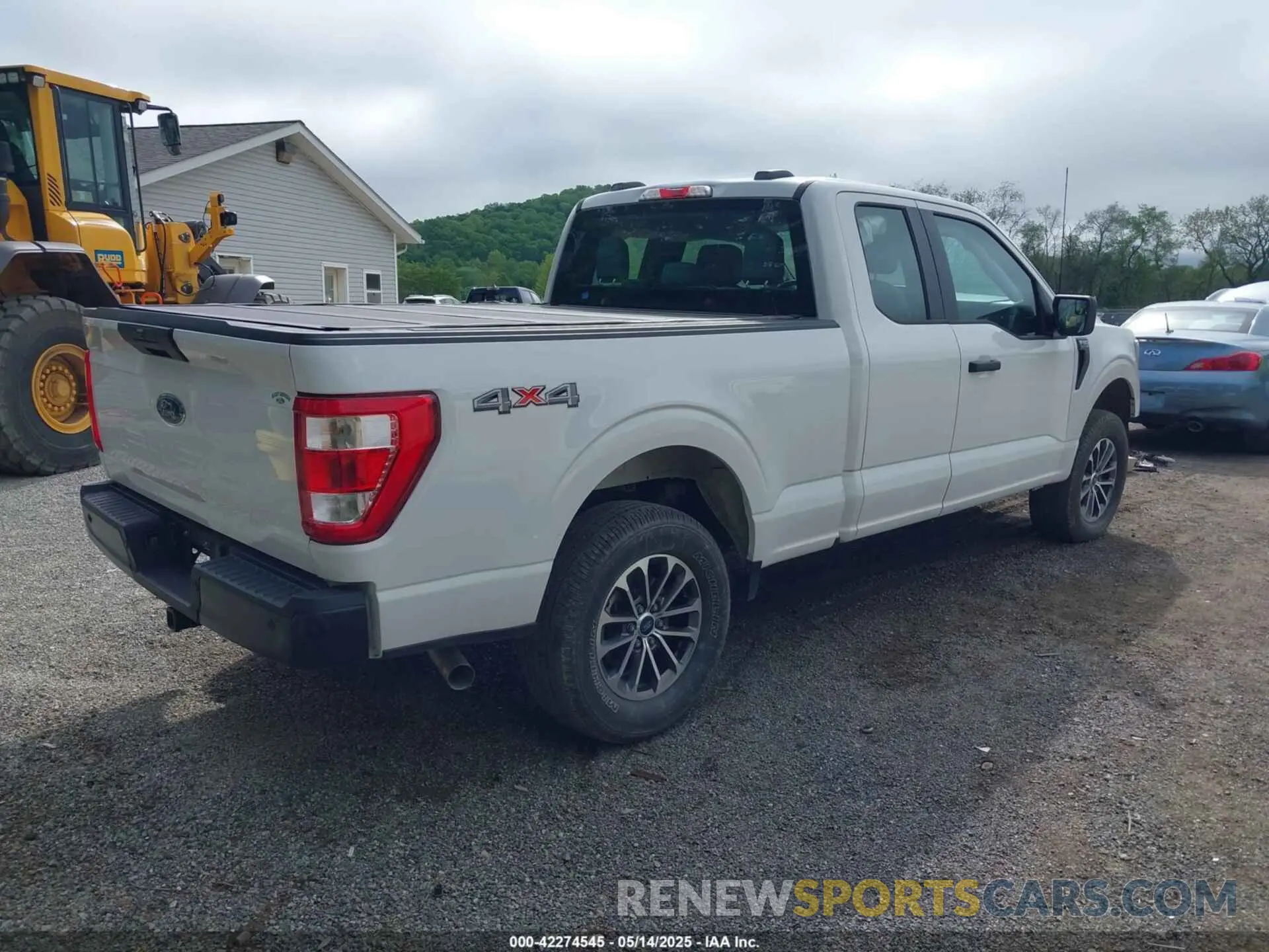 4 fotografías del automóvil dañado 1FTFX1E55PKG19157 FORD F-150 2023