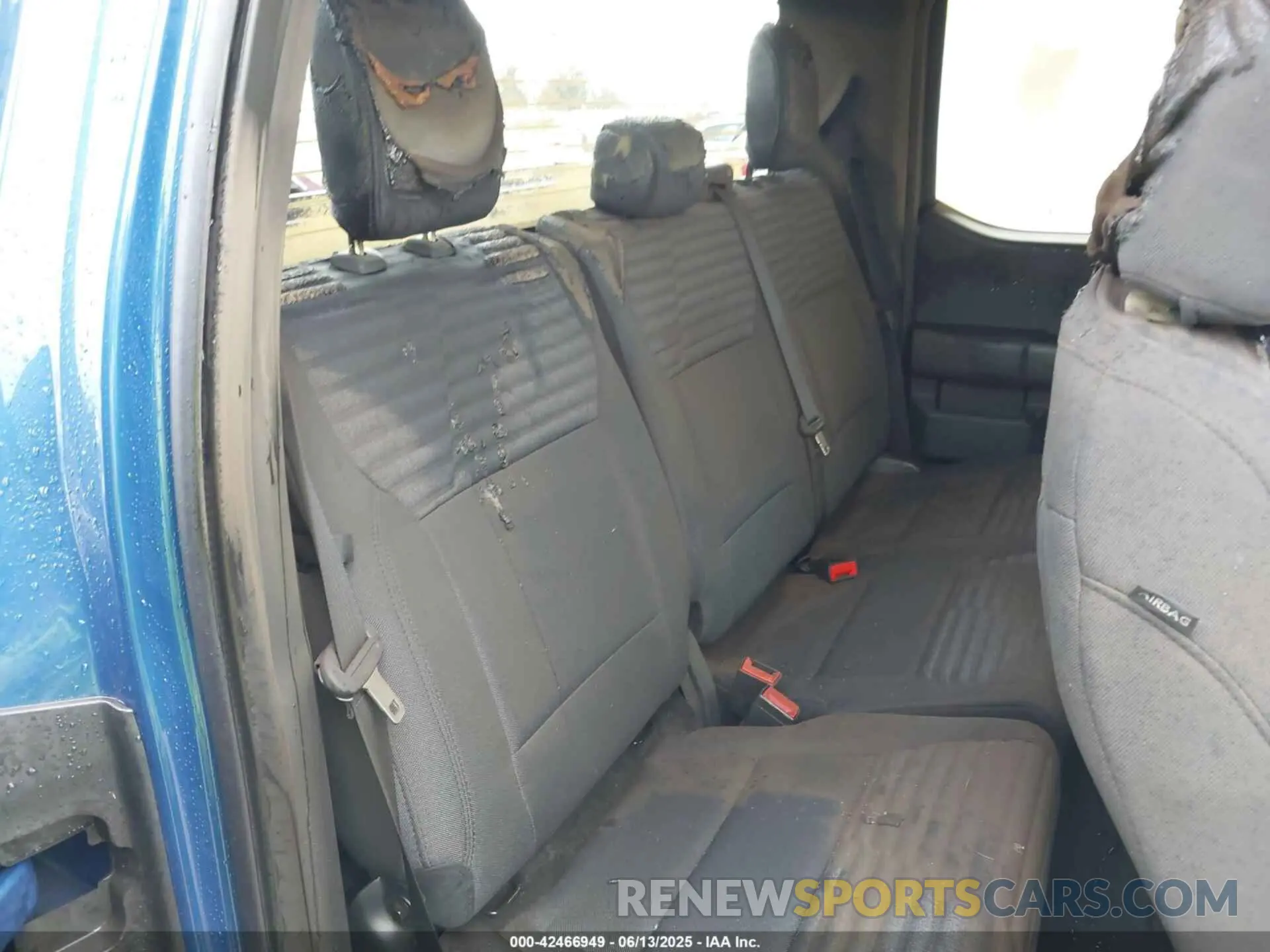 13 fotografías del automóvil dañado 1FTFX1E5XPKF69713 FORD F-150 2023