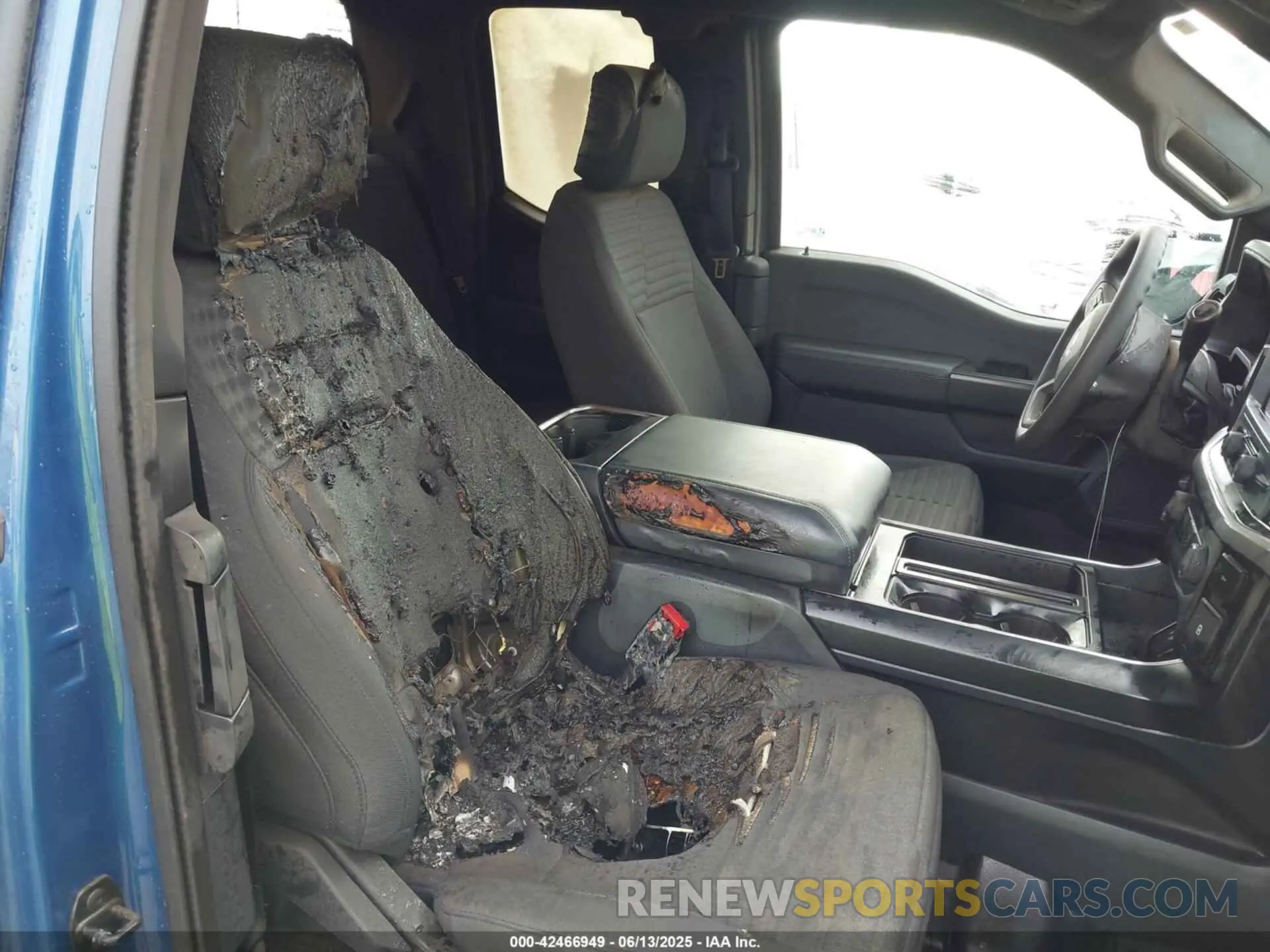6 fotografías del automóvil dañado 1FTFX1E5XPKF69713 FORD F-150 2023
