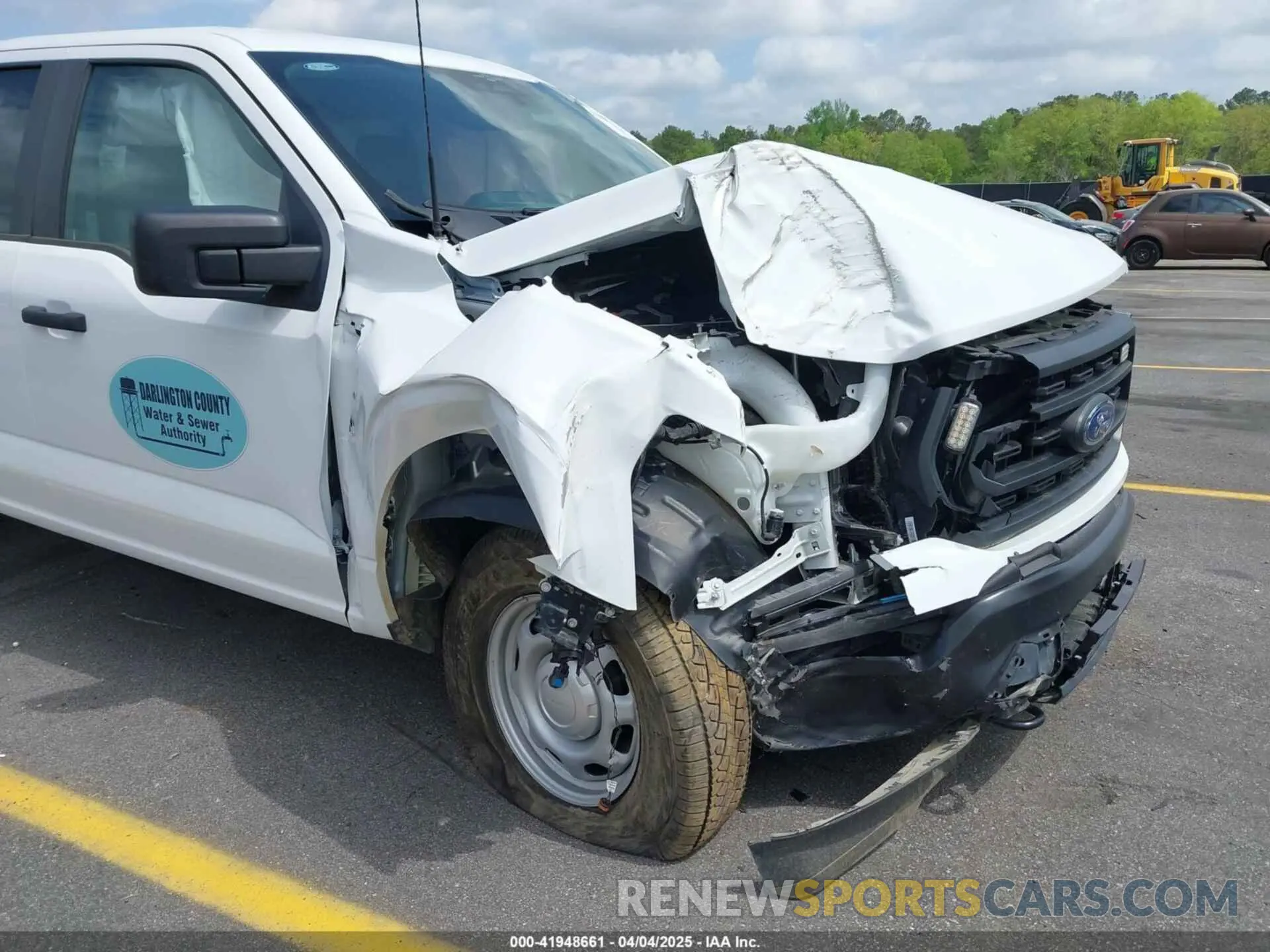 17 fotografías del automóvil dañado 1FTFX1E85PKF31252 FORD F-150 2023