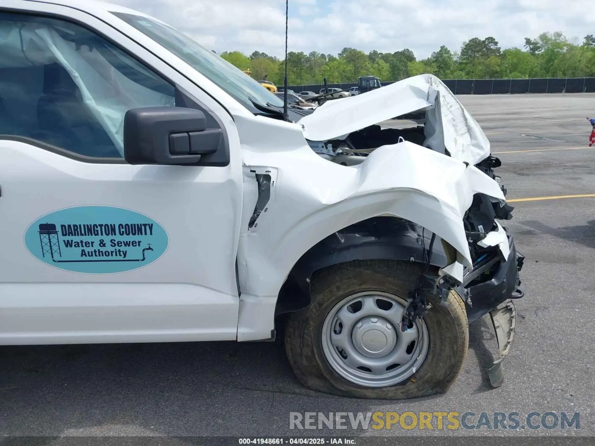 18 fotografías del automóvil dañado 1FTFX1E85PKF31252 FORD F-150 2023