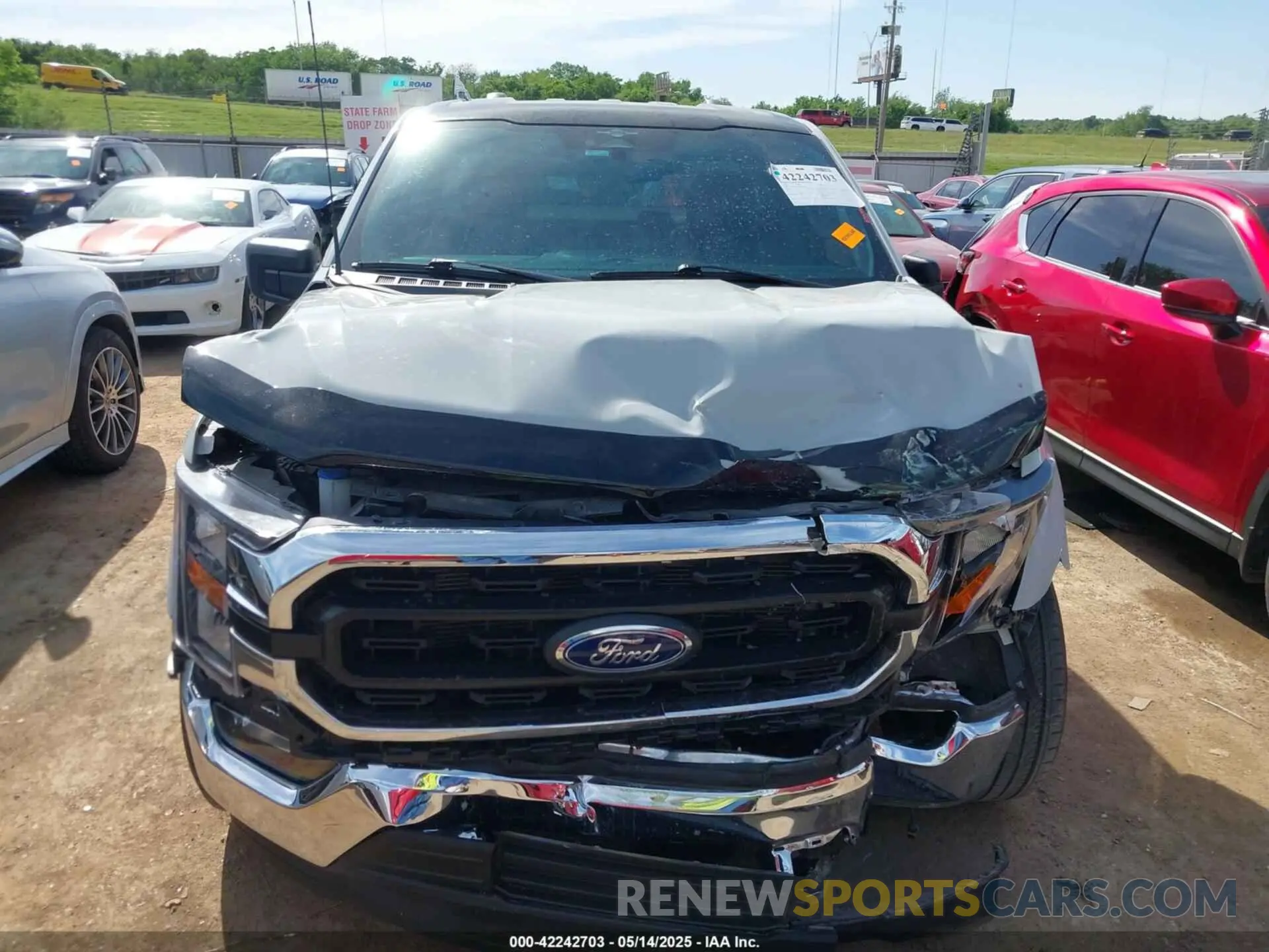 13 fotografías del automóvil dañado 1FTMF1C53PKF34184 FORD F-150 2023