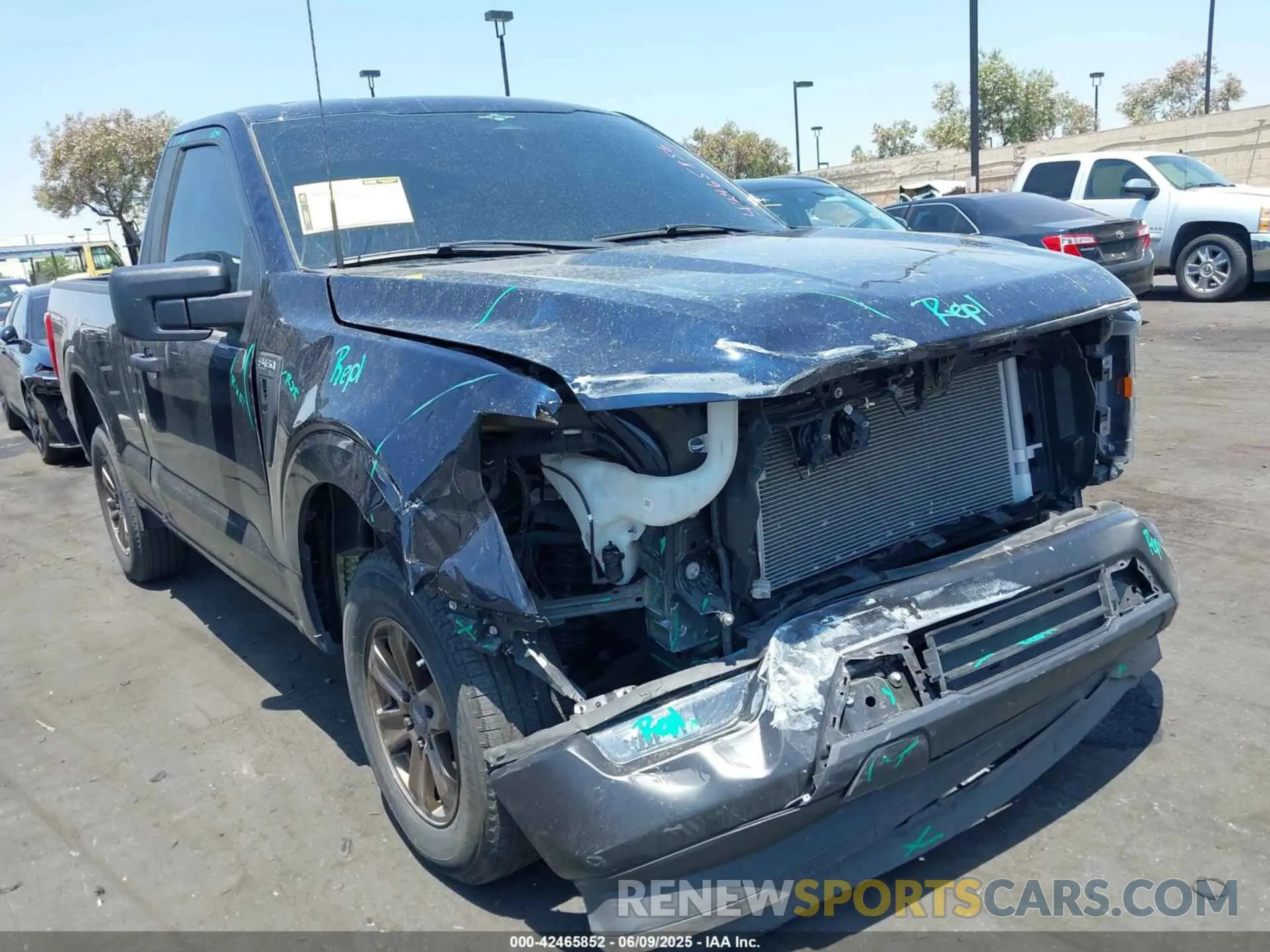1 fotografías del automóvil dañado 1FTMF1C54PKF91638 FORD F-150 2023