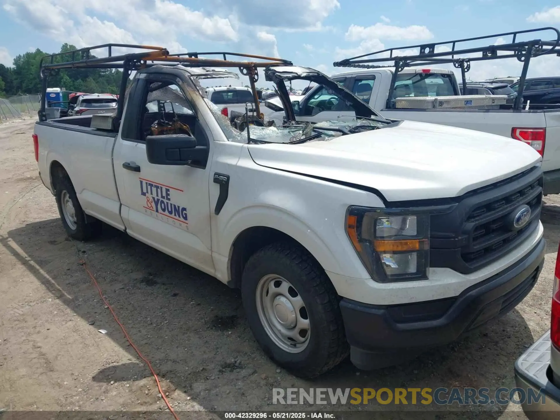 1 fotografías del automóvil dañado 1FTMF1CB5PKE02713 FORD F-150 2023