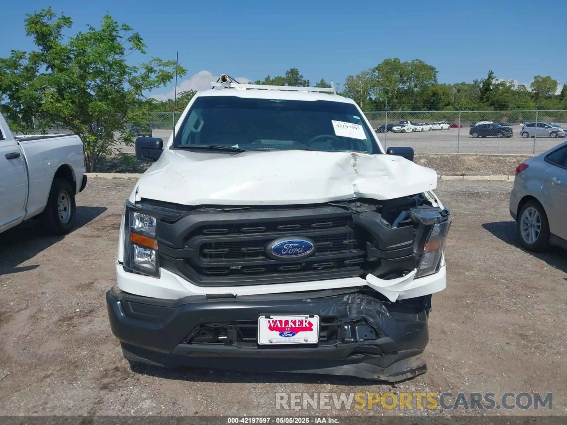 13 fotografías del automóvil dañado 1FTMF1CP7PKF84555 FORD F-150 2023