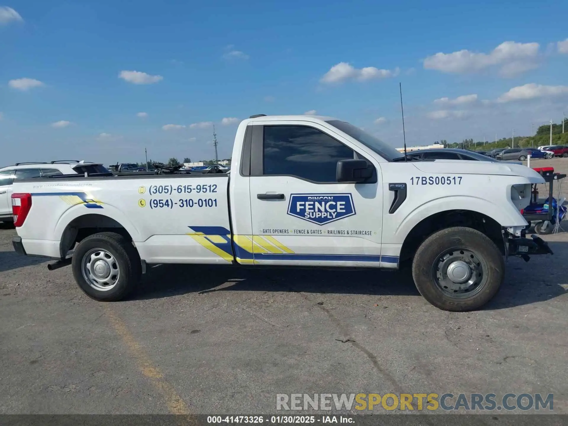14 fotografías del automóvil dañado 1FTMF1CP7PKG21586 FORD F-150 2023