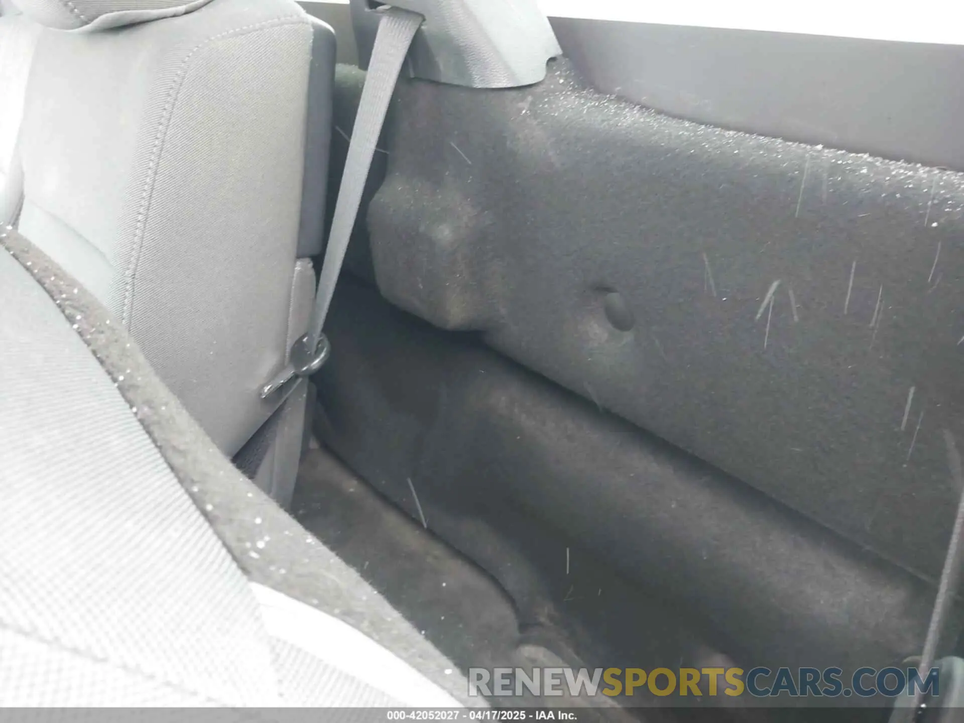 20 fotografías del automóvil dañado 1FTMF1EP6PKE87165 FORD F-150 2023