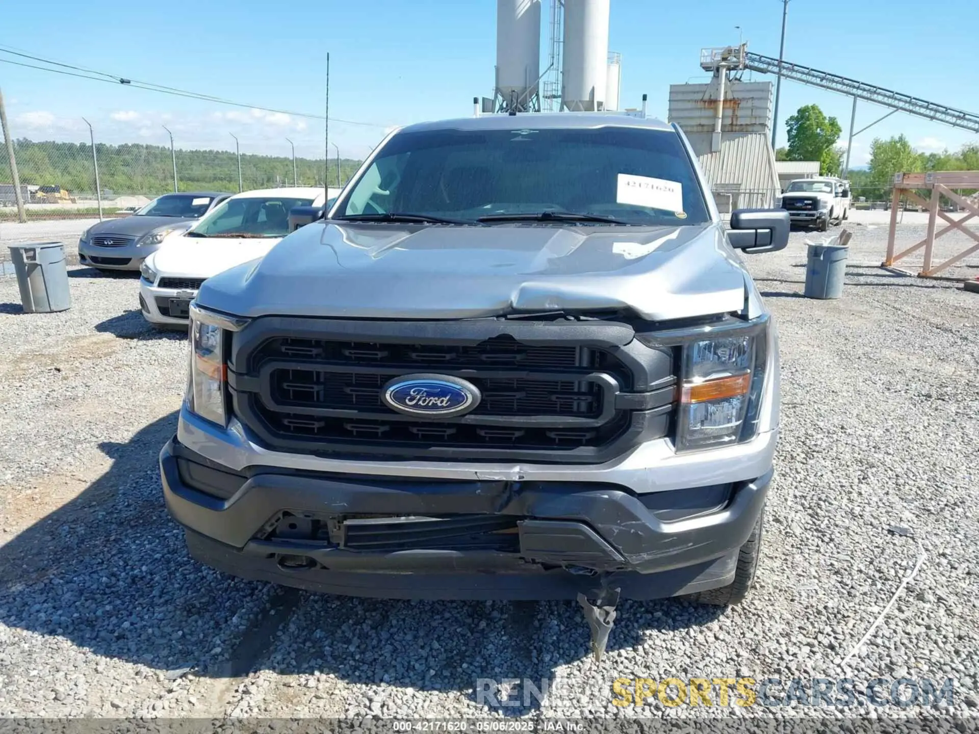 12 fotografías del automóvil dañado 1FTNF1E5XPKF47161 FORD F-150 2023
