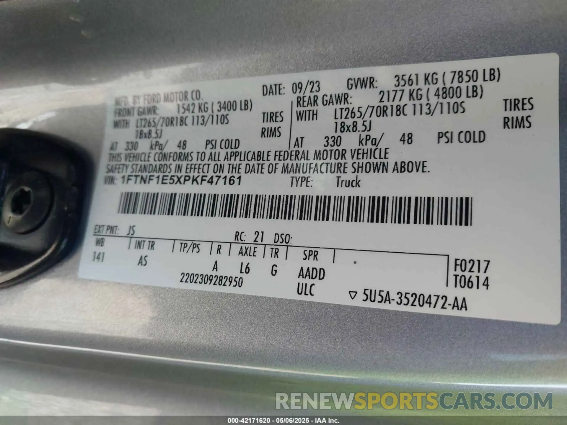 9 fotografías del automóvil dañado 1FTNF1E5XPKF47161 FORD F-150 2023