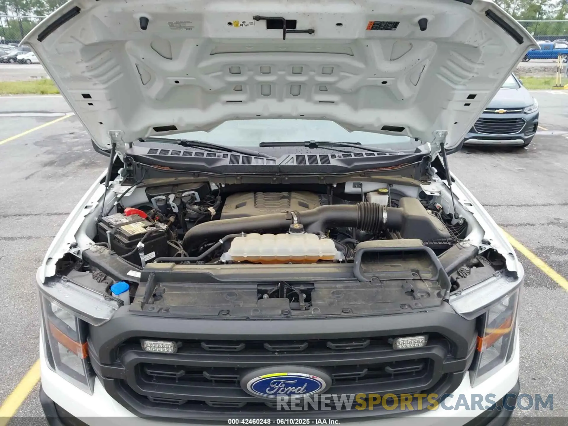 10 fotografías del automóvil dañado 1FTNF1E81PKF32204 FORD F-150 2023