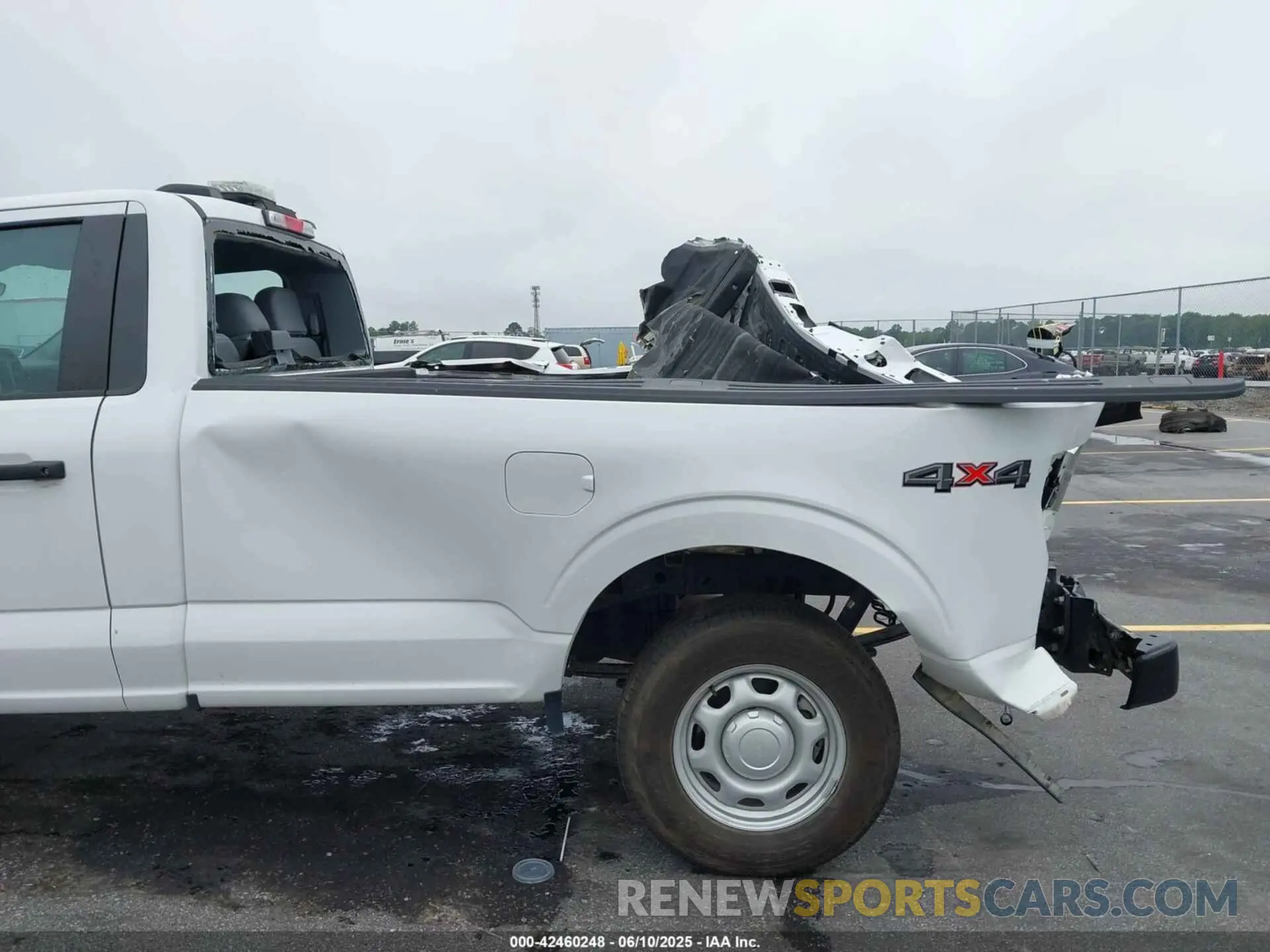 20 fotografías del automóvil dañado 1FTNF1E81PKF32204 FORD F-150 2023