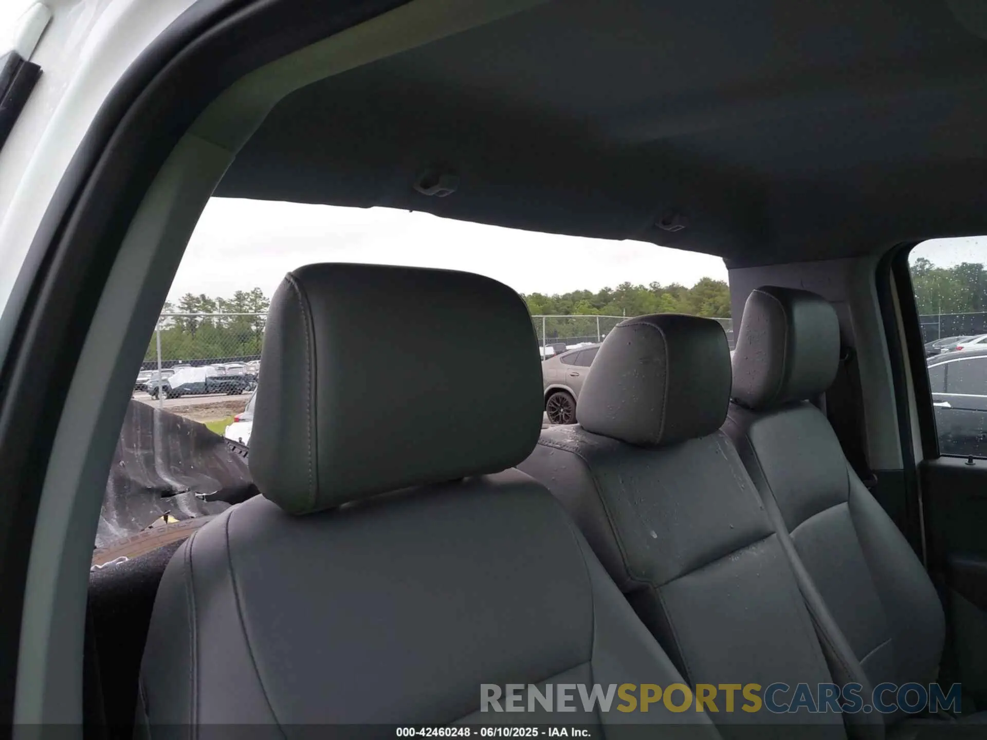 8 fotografías del automóvil dañado 1FTNF1E81PKF32204 FORD F-150 2023