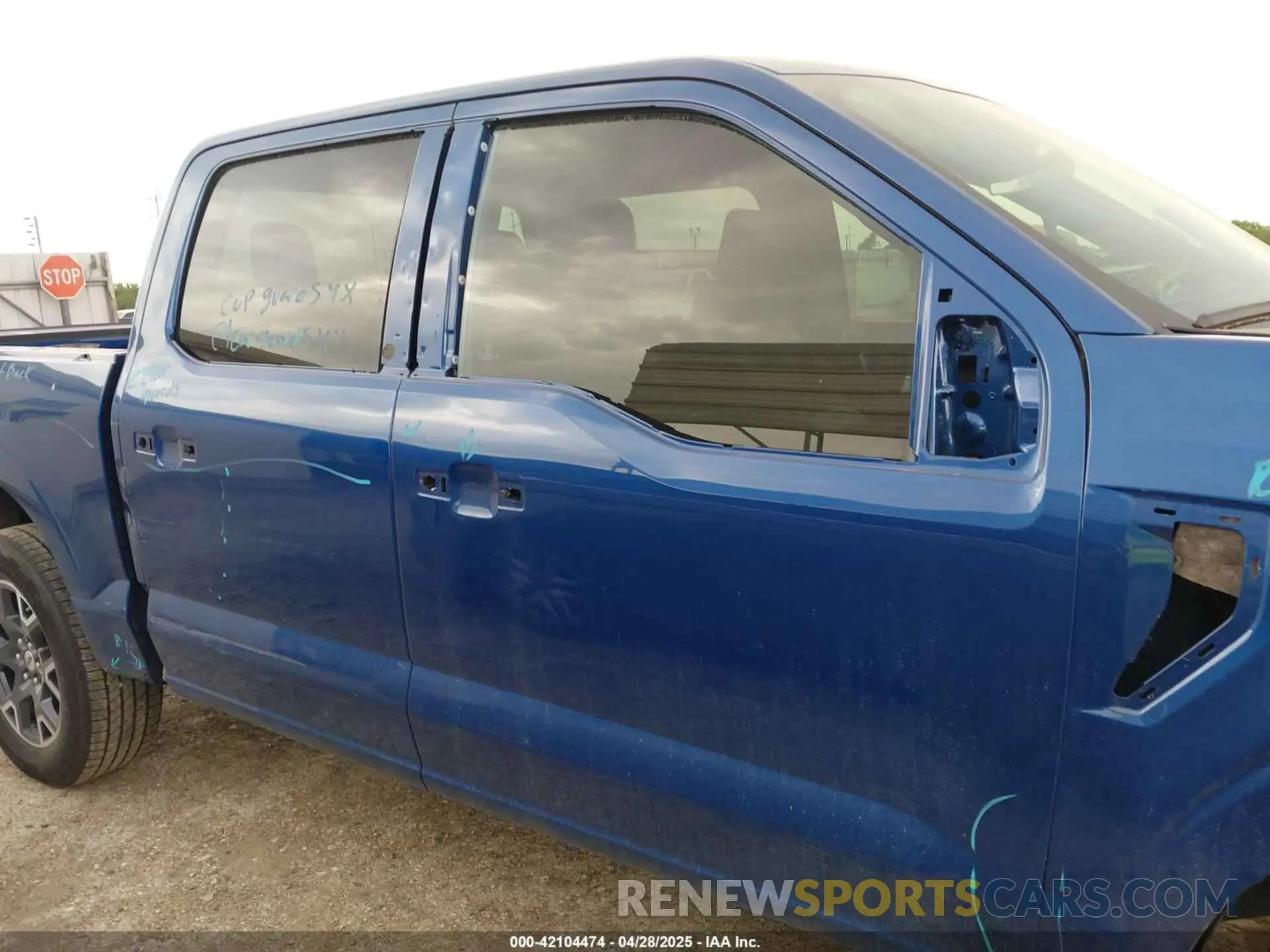 14 fotografías del automóvil dañado 1FTEW2K55RFA18979 FORD F-150 2024