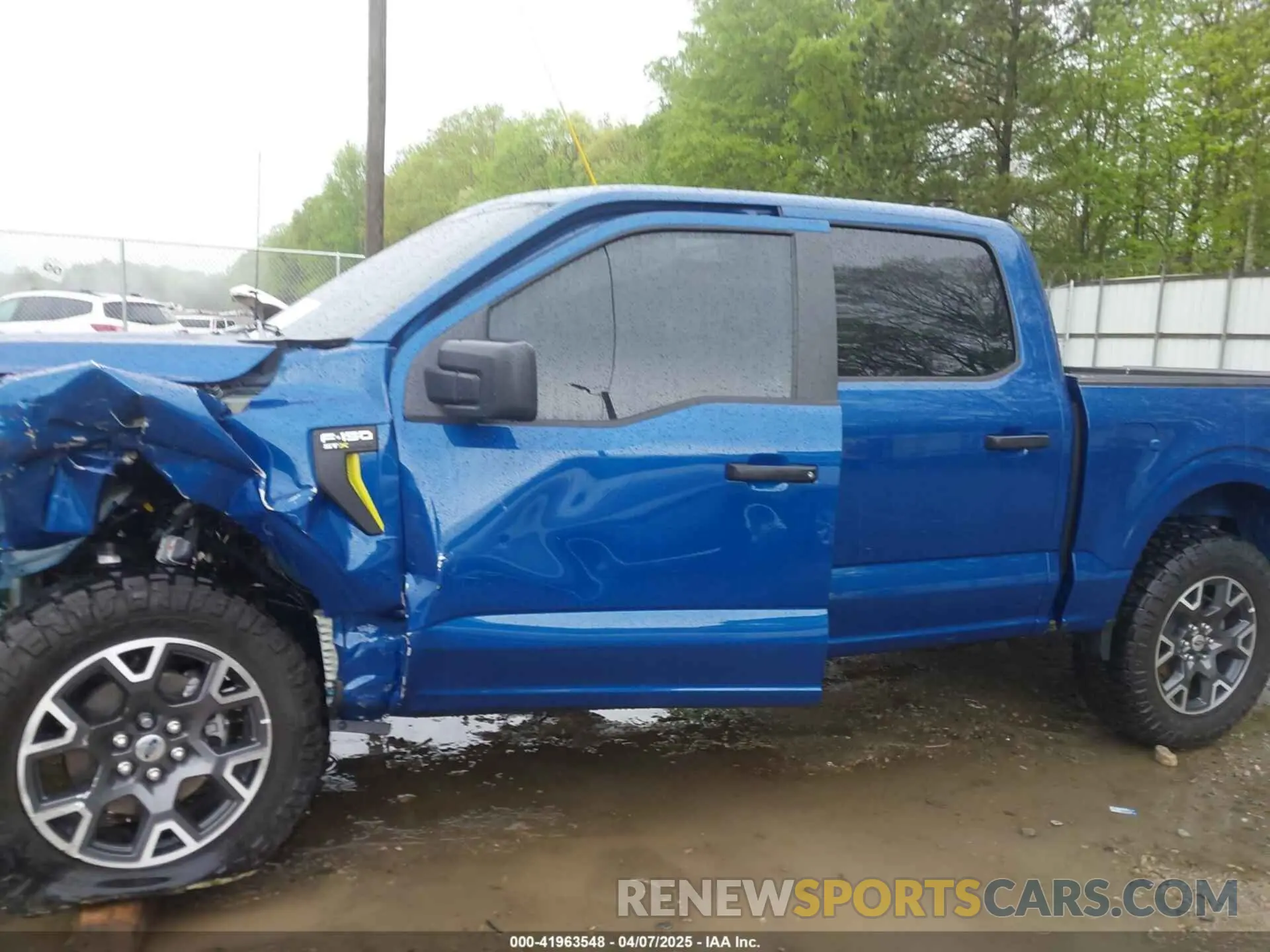 17 fotografías del automóvil dañado 1FTEW2KP2RKD56283 FORD F-150 2024