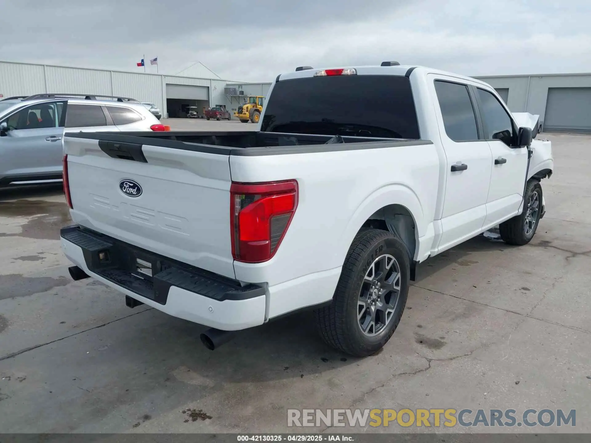 4 fotografías del automóvil dañado 1FTEW2KP6RFA15008 FORD F-150 2024