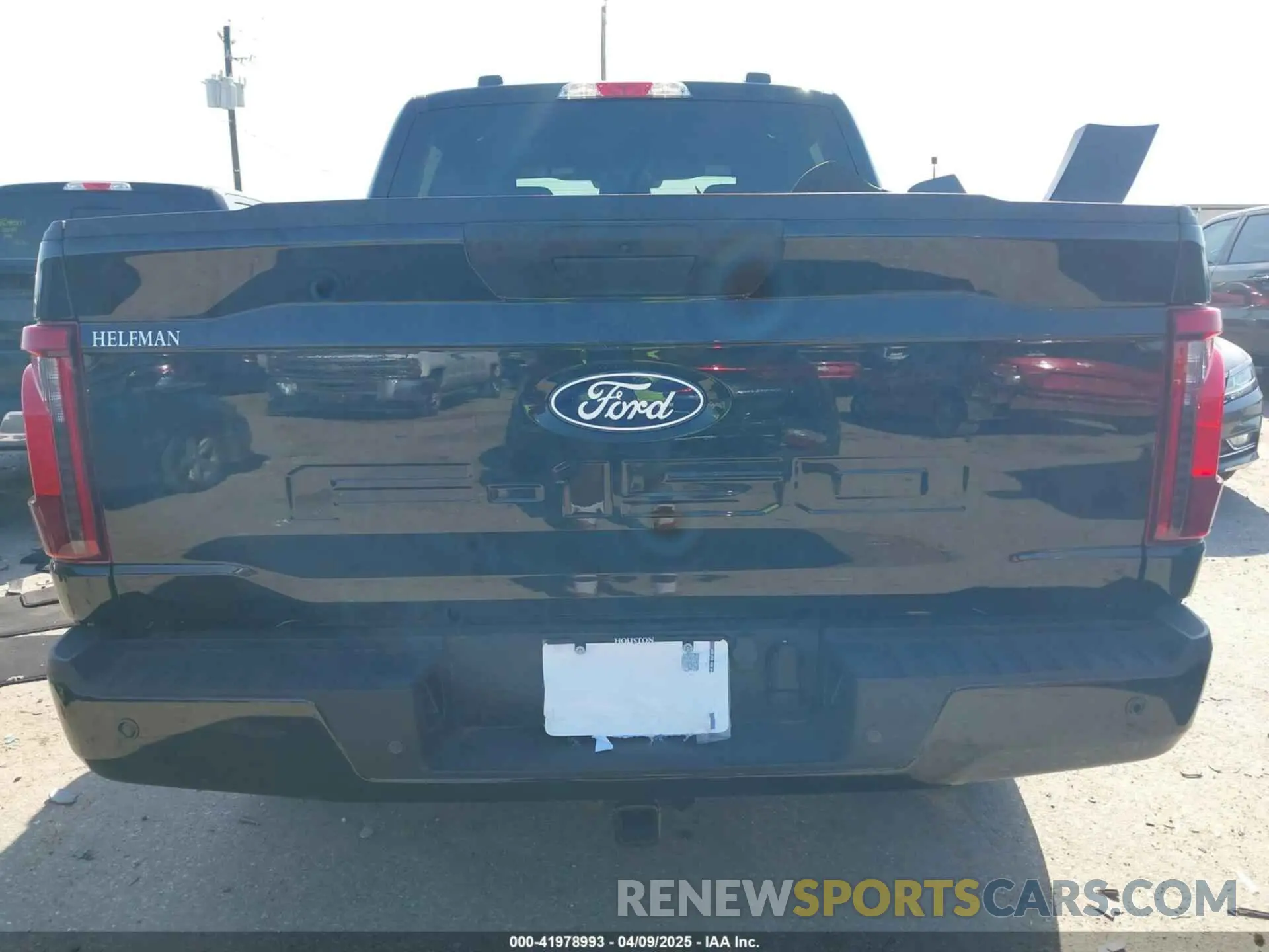 16 fotografías del automóvil dañado 1FTEW2KP6RKD58912 FORD F-150 2024