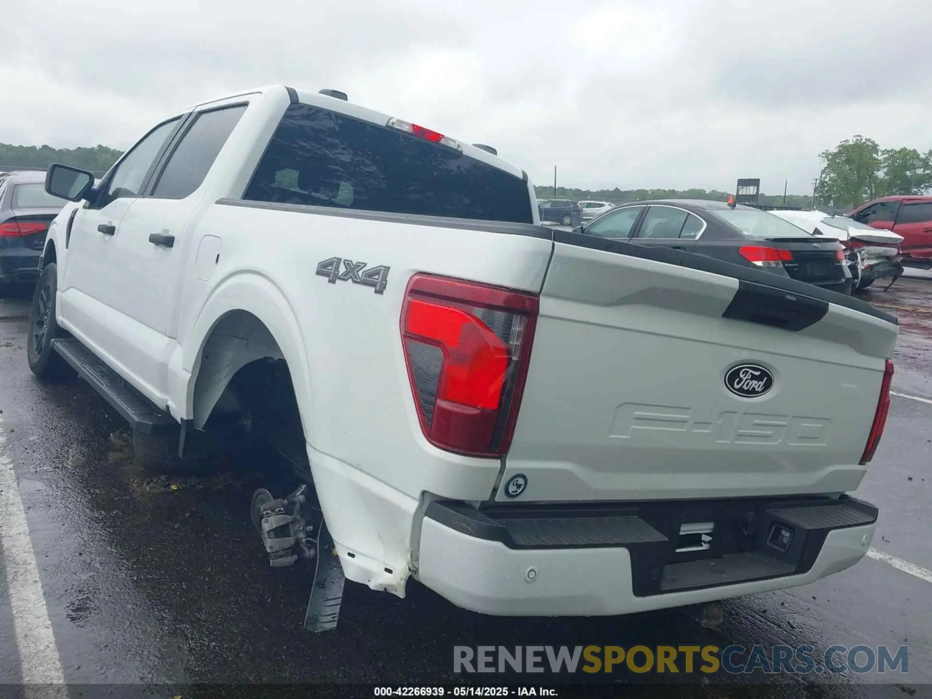 3 fotografías del automóvil dañado 1FTEW2LP0RKF41558 FORD F-150 2024