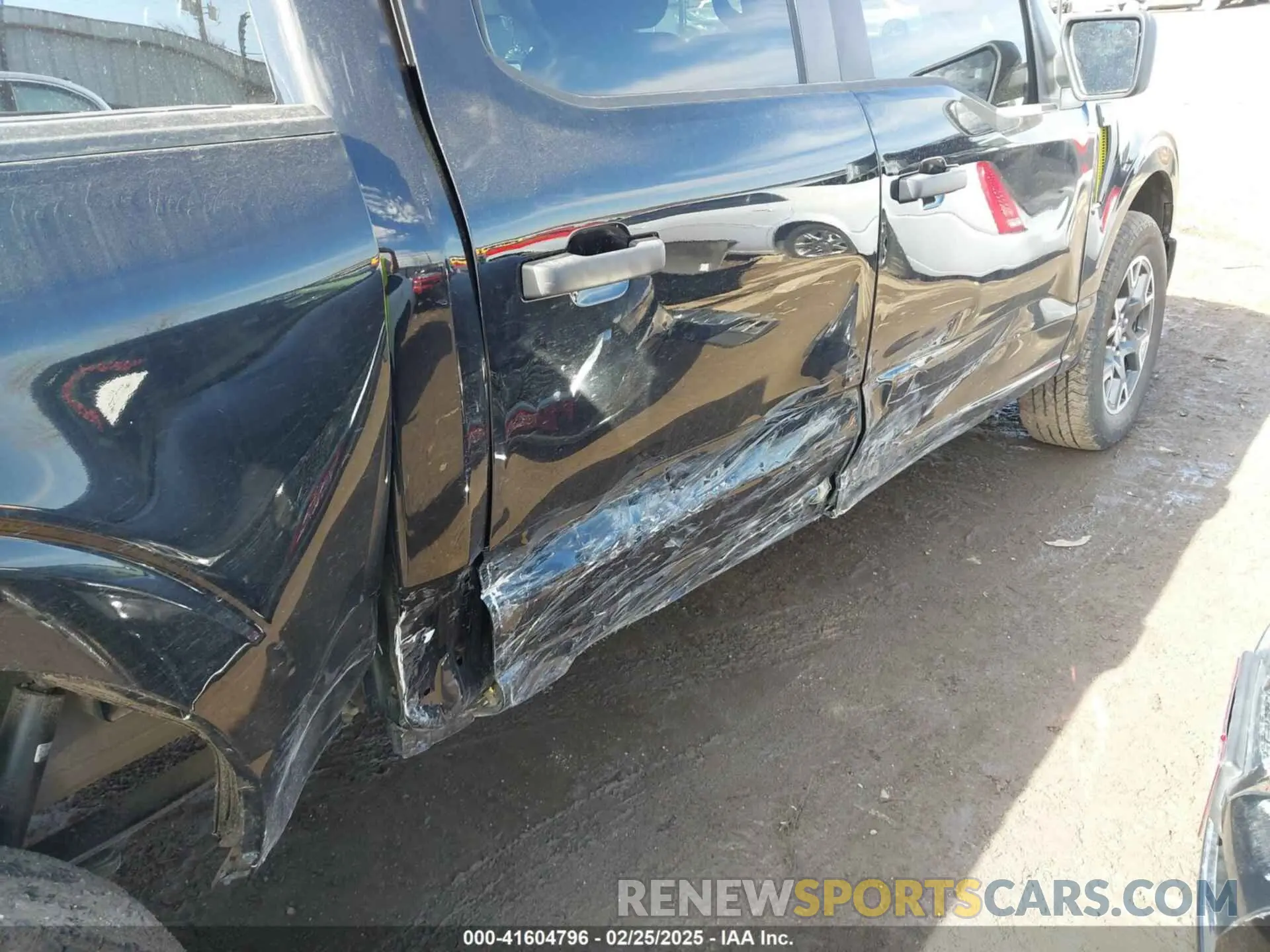 6 fotografías del automóvil dañado 1FTEW2LP4RKE73748 FORD F-150 2024