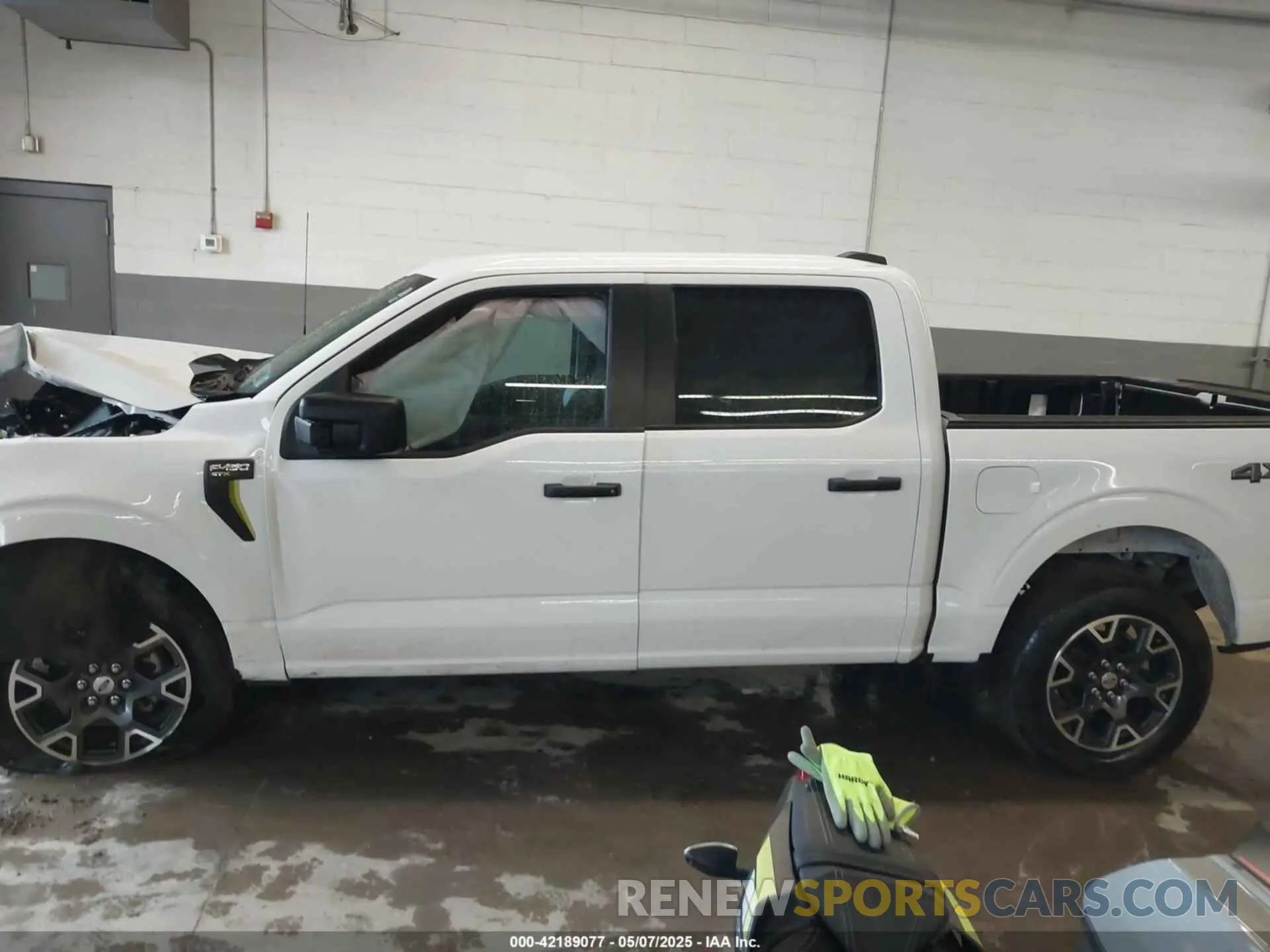 15 fotografías del automóvil dañado 1FTEW2LP6RKD03892 FORD F-150 2024